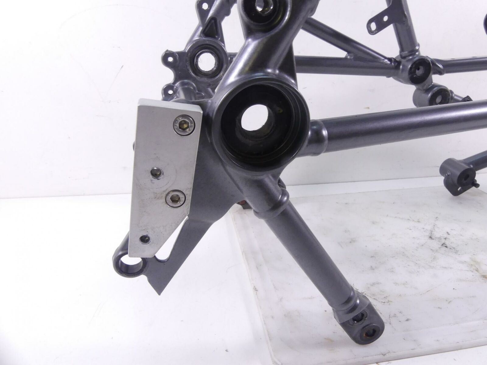 2016 BMW R1200R K53 Straight Main Frame Chassis Slvg 46518524779 / 46518387843 {{ shop.shopifyCountryName }} - Mototech271