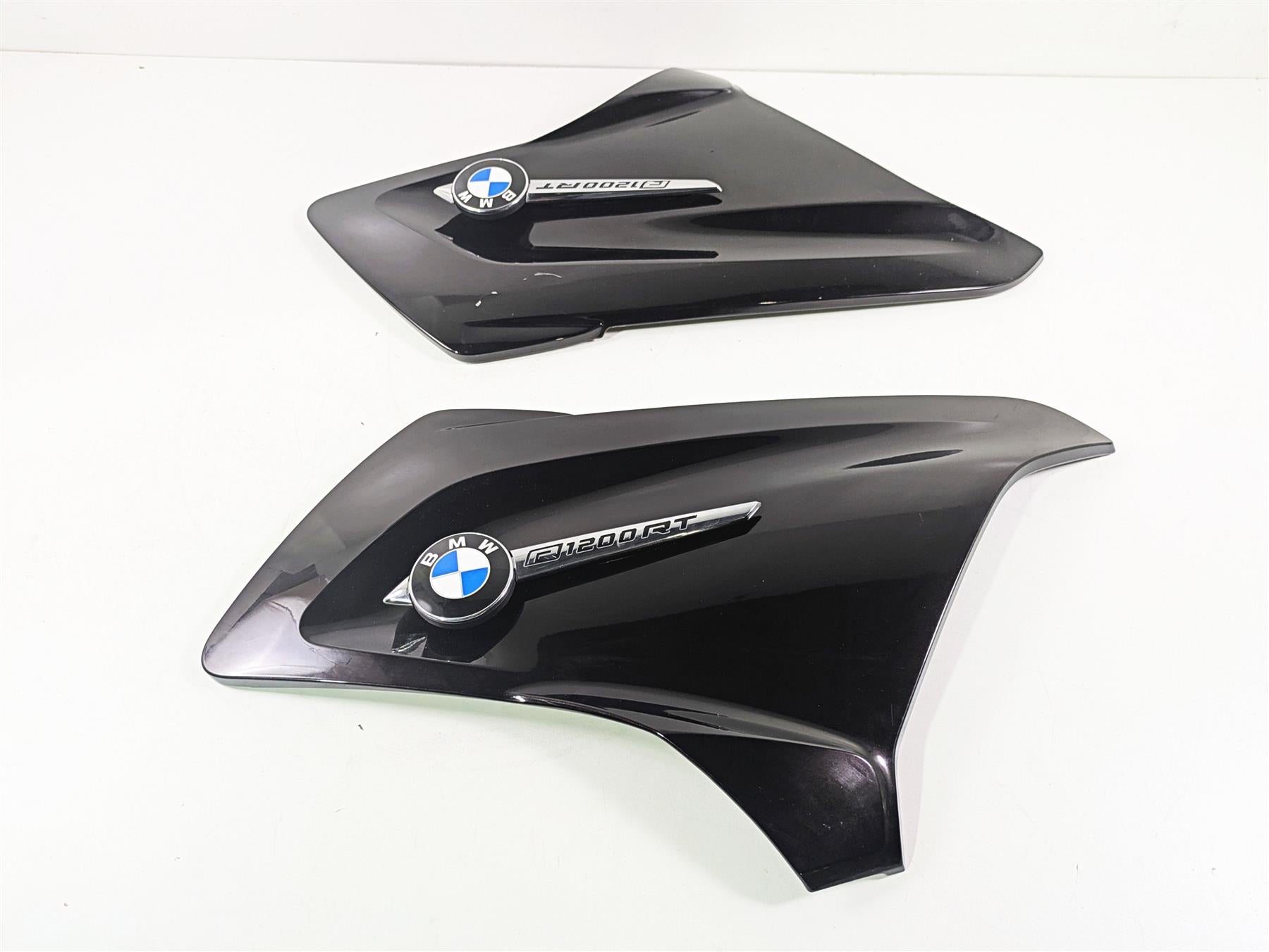 2016 BMW R1200RT K52 Emblem Side Covers Fairing Set 46638567815 46638567816 {{ shop.shopifyCountryName }} - Mototech271