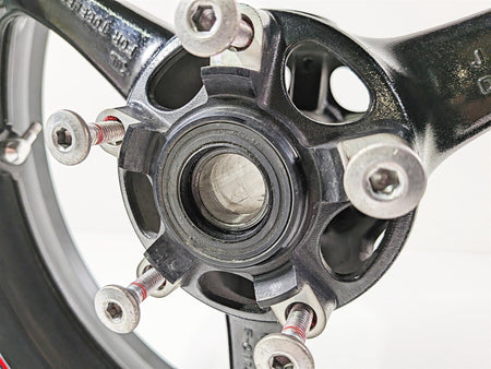 2022 Kawasaki ZX10R ZX1000 Ninja Straight Front Wheel Rim 17x3.5 41073-0757-18F {{ shop.shopifyCountryName }} - Mototech271