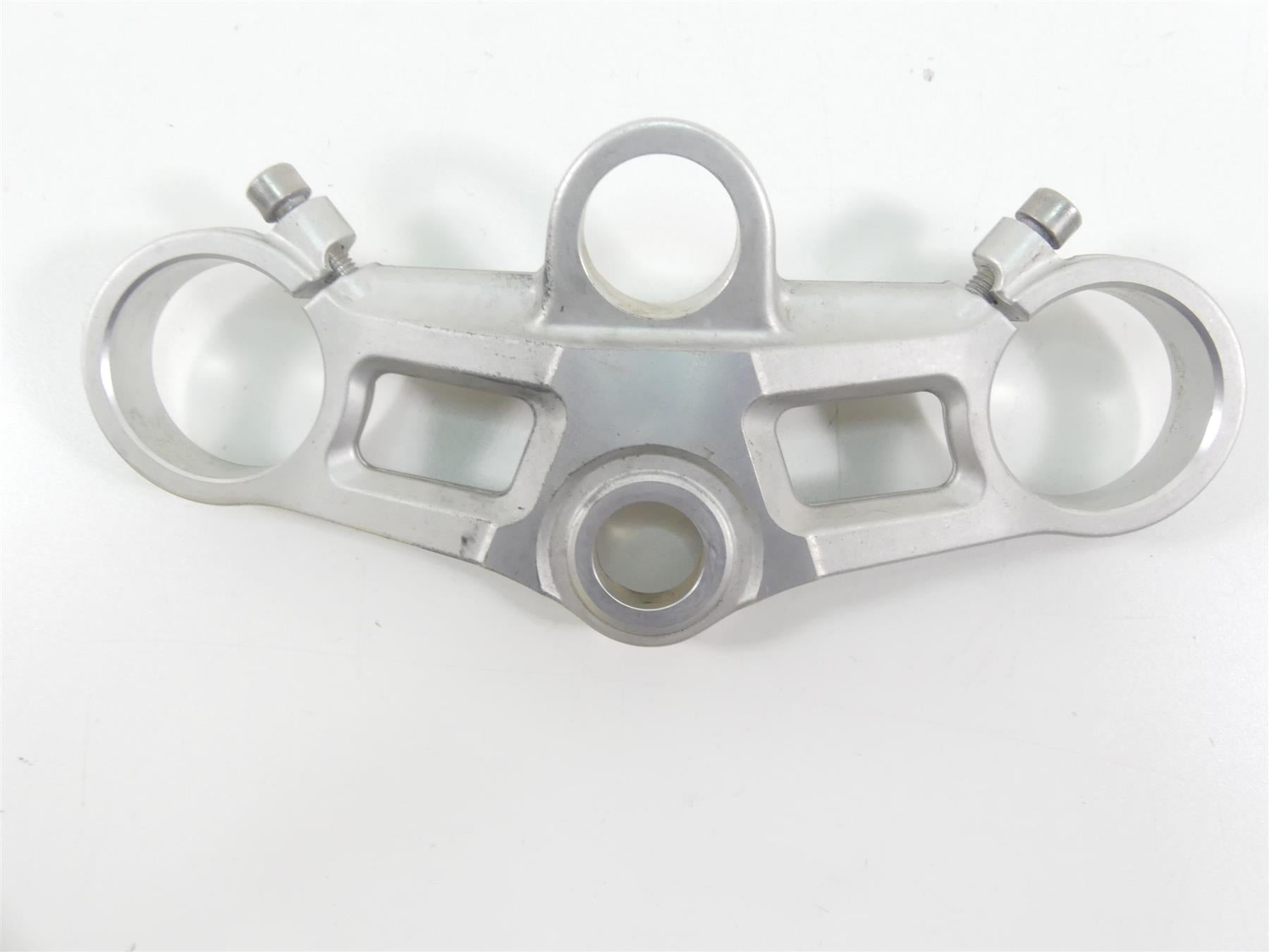 2006 Triumph Daytona 675 Upper Triple Tree Steering Clamp 50mm T2049170 {{ shop.shopifyCountryName }} - Mototech271