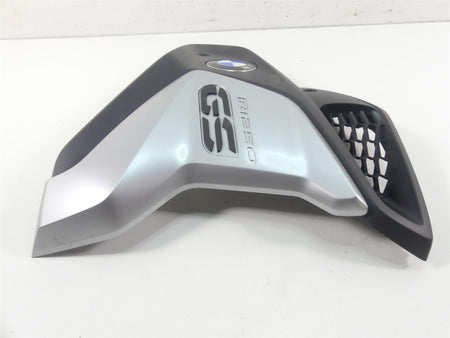 2019 BMW R1250GS K50 Right Side Intake Fairing & Emblem 46638556656 46638392882 {{ shop.shopifyCountryName }} - Mototech271