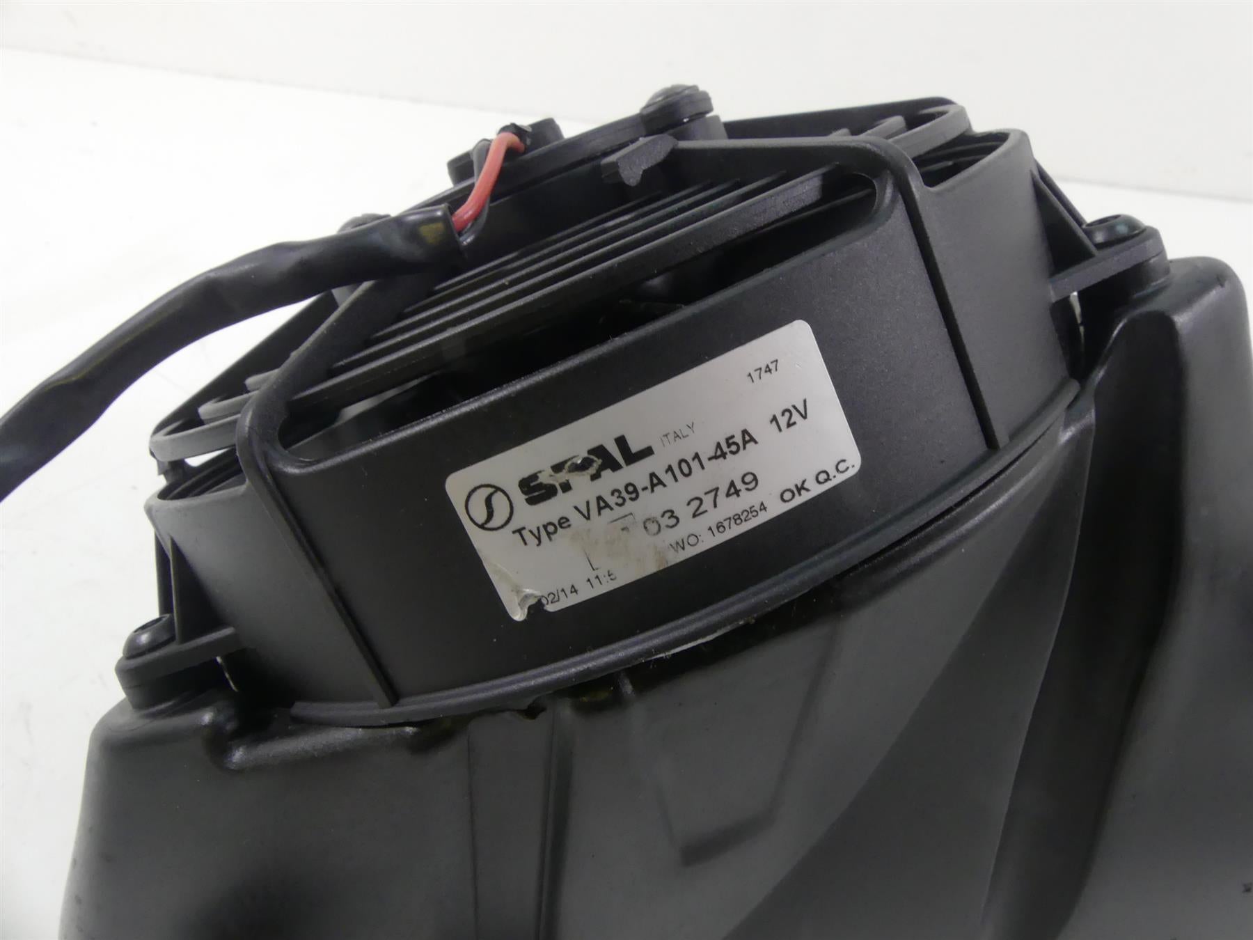 2015 Eric Buell Racing 1190SX Right Coolant Fan & Shroud Set 1678254 {{ shop.shopifyCountryName }} - Mototech271