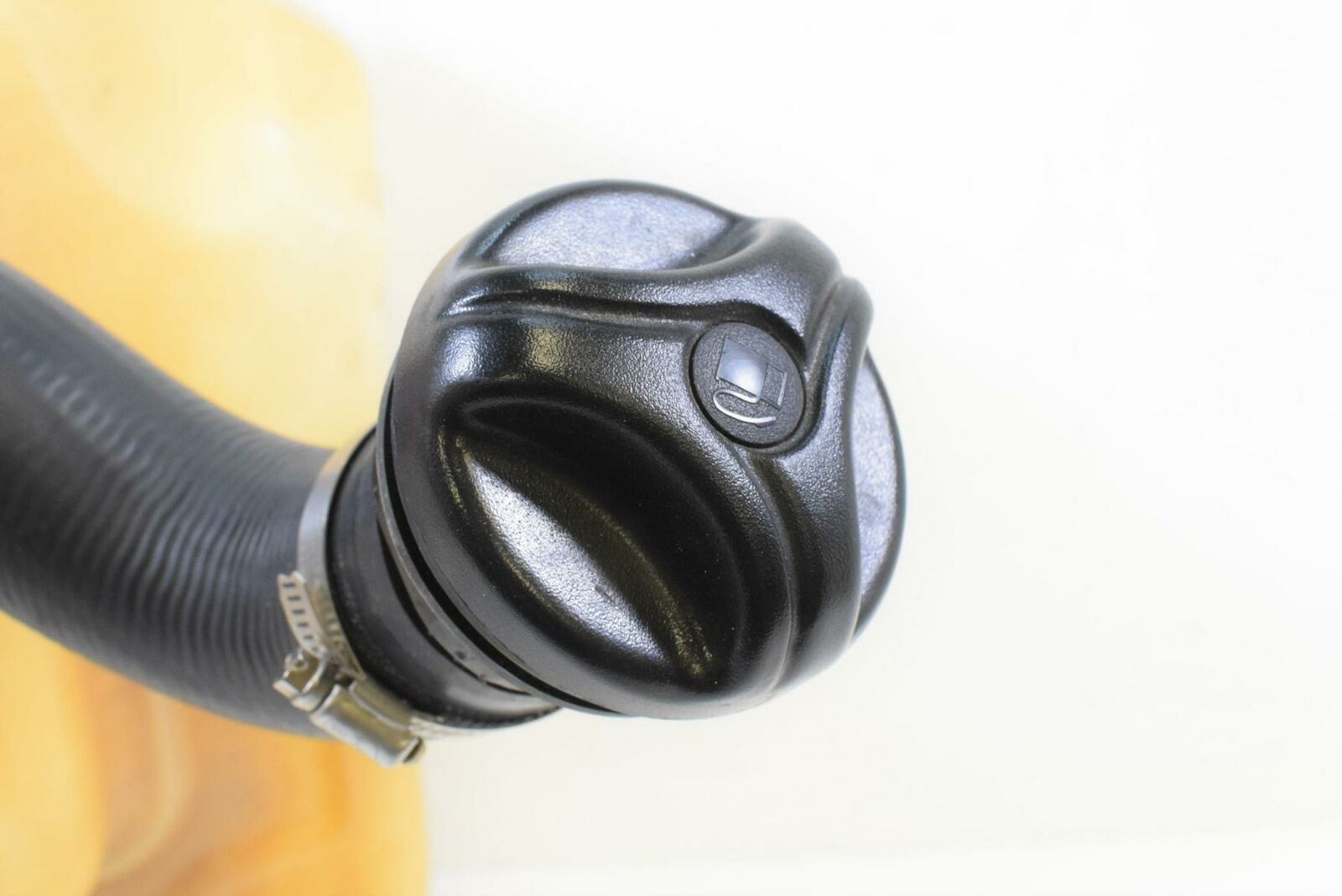 2006 Sea-Doo GTX 4-Tec Wake Fuel Gas Petrol Reservoir Tank 275500675 {{ shop.shopifyCountryName }} - Mototech271