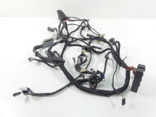 Load image into Gallery viewer, 2006 Harley VRSCD Night Rod Main &amp; Engine Wiring Harness Set - No Cuts 70125-06 | Mototech271
