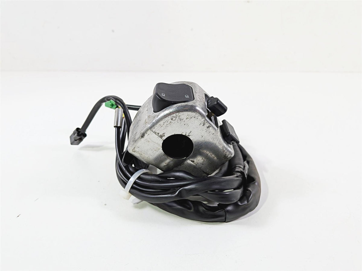 2012 Yamaha XV1900 Raider S Left Hand Control Switch Light Blinker 5C7-83972-10 {{ shop.shopifyCountryName }} - Mototech271