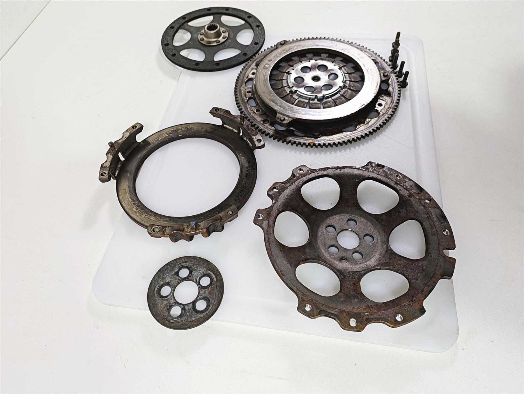 2010 BMW R1200RT K26 Clutch Pressure Plate Friction Disc Set 21217697737 {{ shop.shopifyCountryName }} - Mototech271