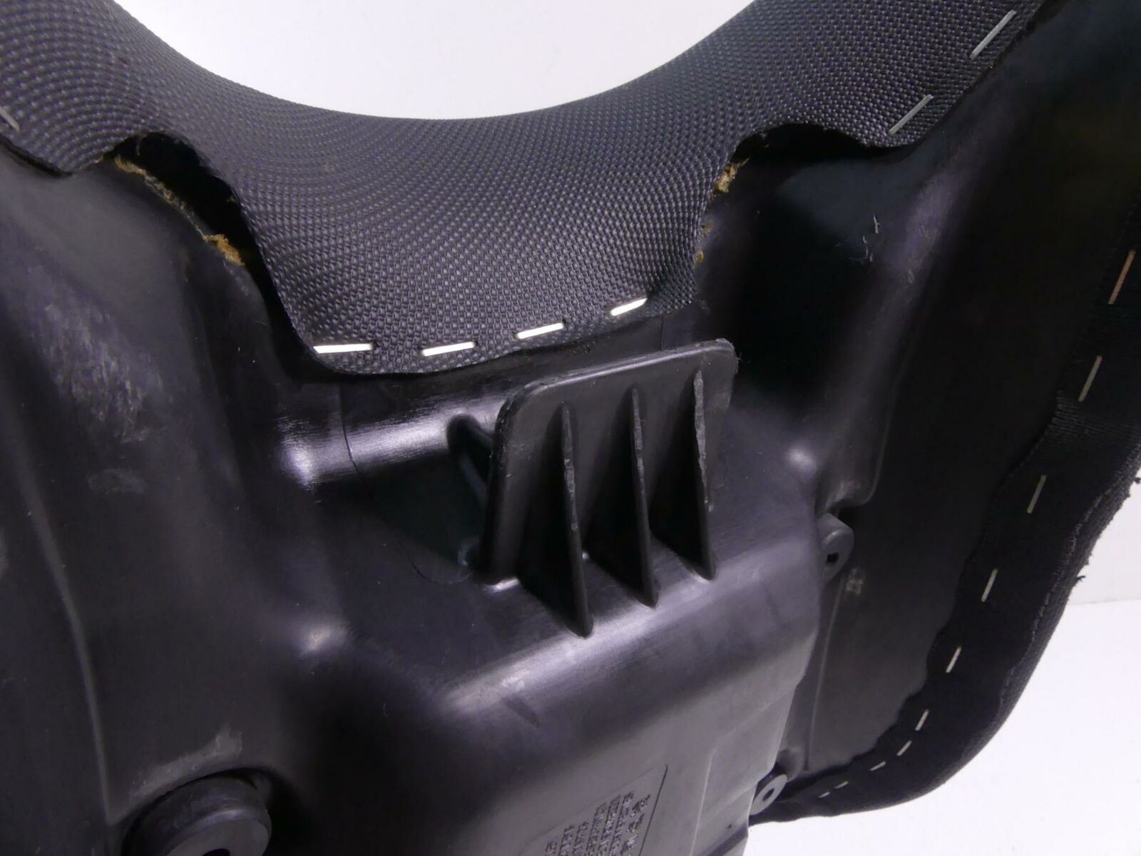 2009 Triumph Street Triple 675R Dual Driver Passenger Saddle Seat -Read T2306405 {{ shop.shopifyCountryName }} - Mototech271