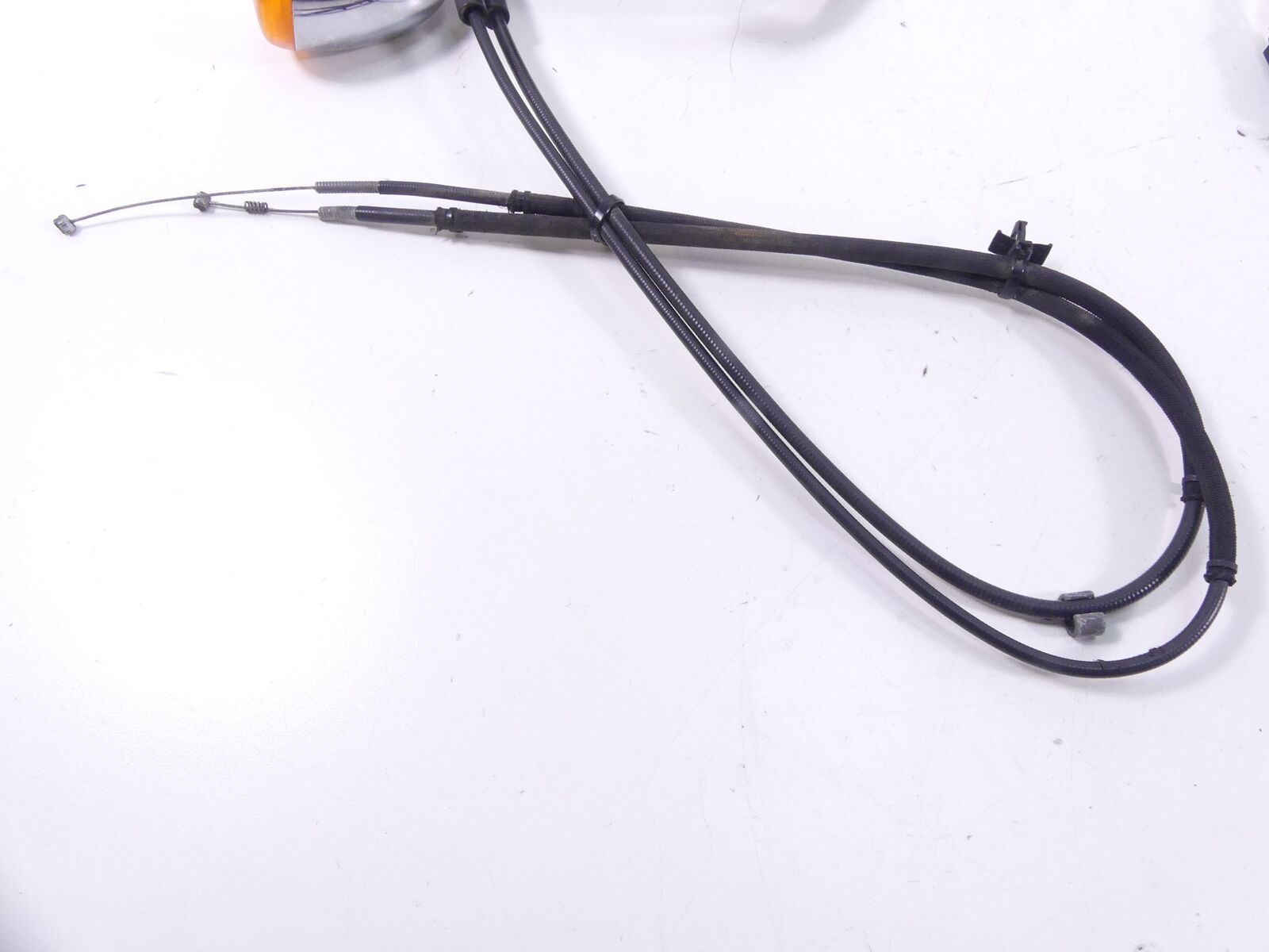 2007 Harley FXDWG Dyna Wide Glide Right Control Switch & Blinker 71684-06A {{ shop.shopifyCountryName }} - Mototech271