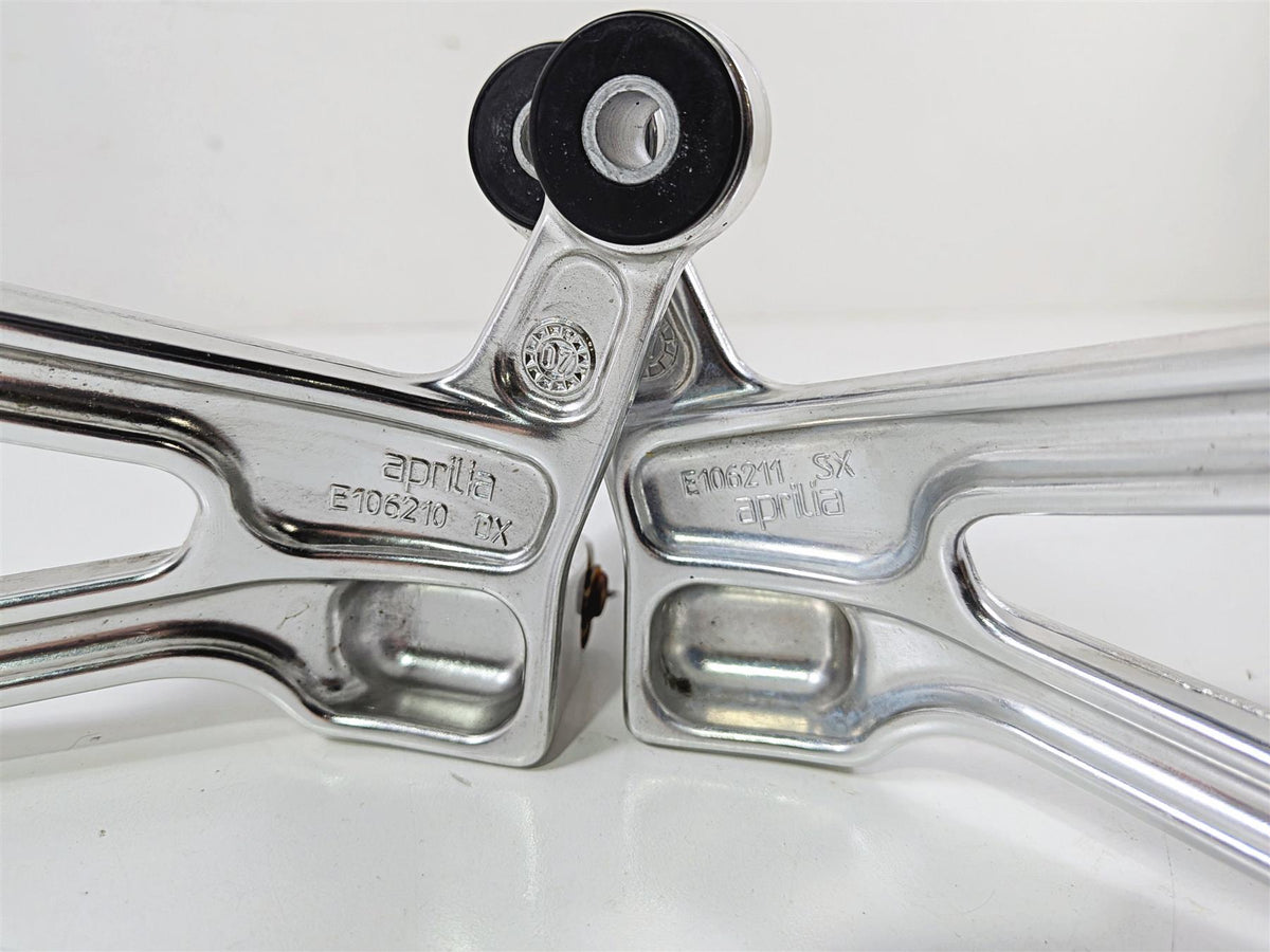 2008 Aprilia RSVR 1000 Factory Passenger Foot Peg Set READ AP8154071 AP8154072 {{ shop.shopifyCountryName }} - Mototech271