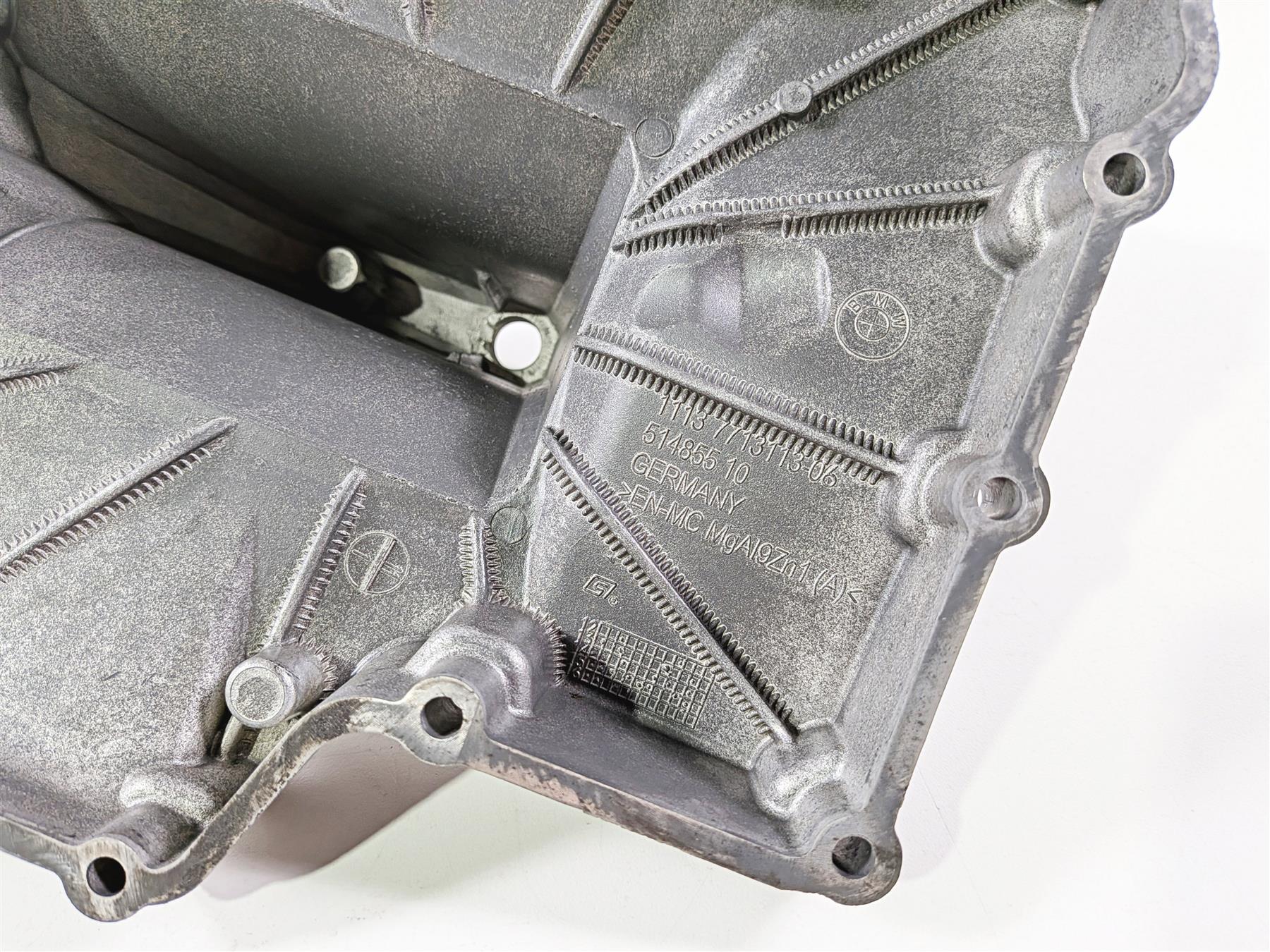2017 BMW S1000RR K46 Lower Engine Cover Oil Pan 11137713112 {{ shop.shopifyCountryName }} - Mototech271