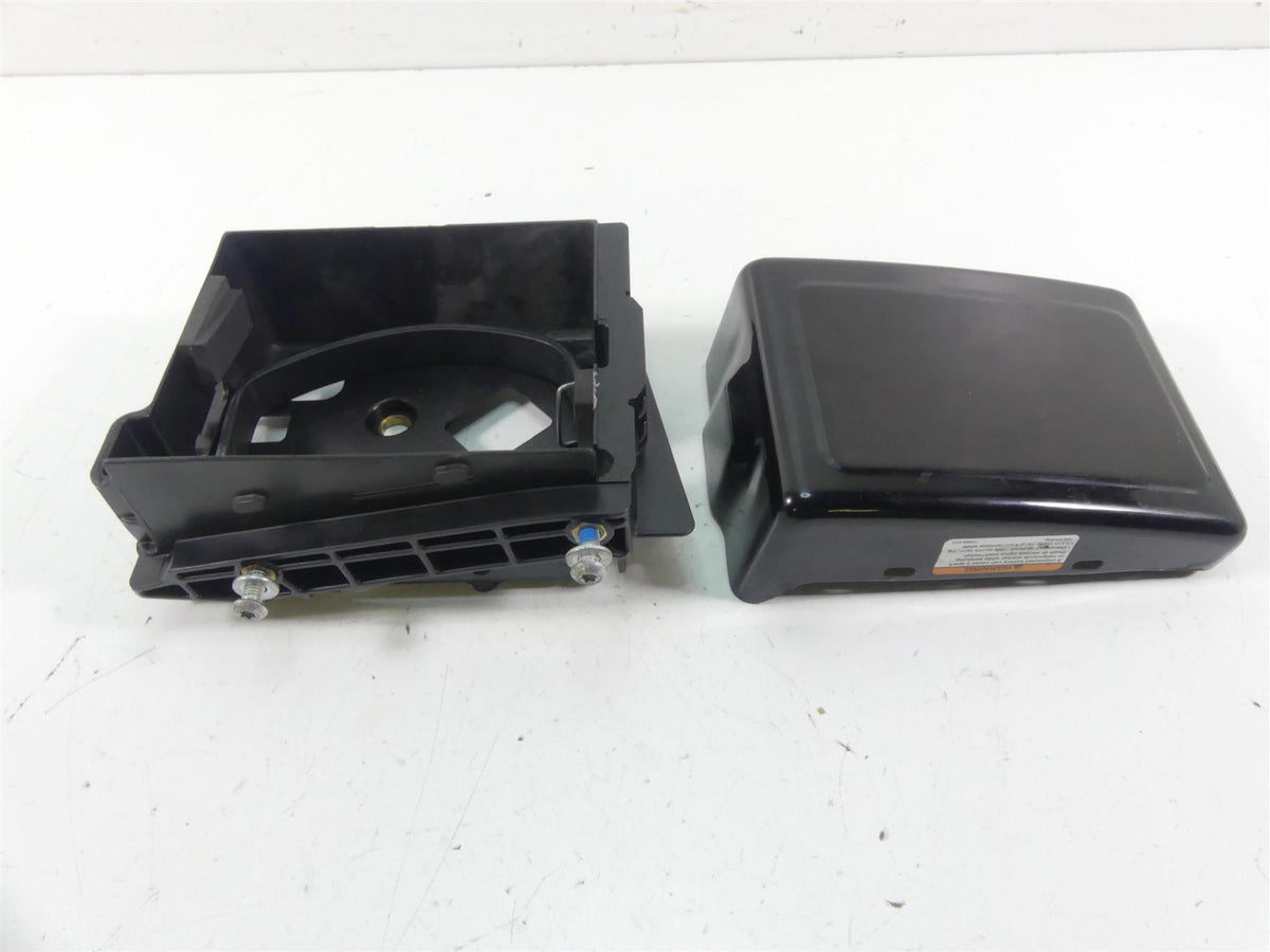 2015 Harley FXDF Dyna Fat Bob Battery Tray Carrier & Cover 70379-06B 66444-12DH {{ shop.shopifyCountryName }} - Mototech271