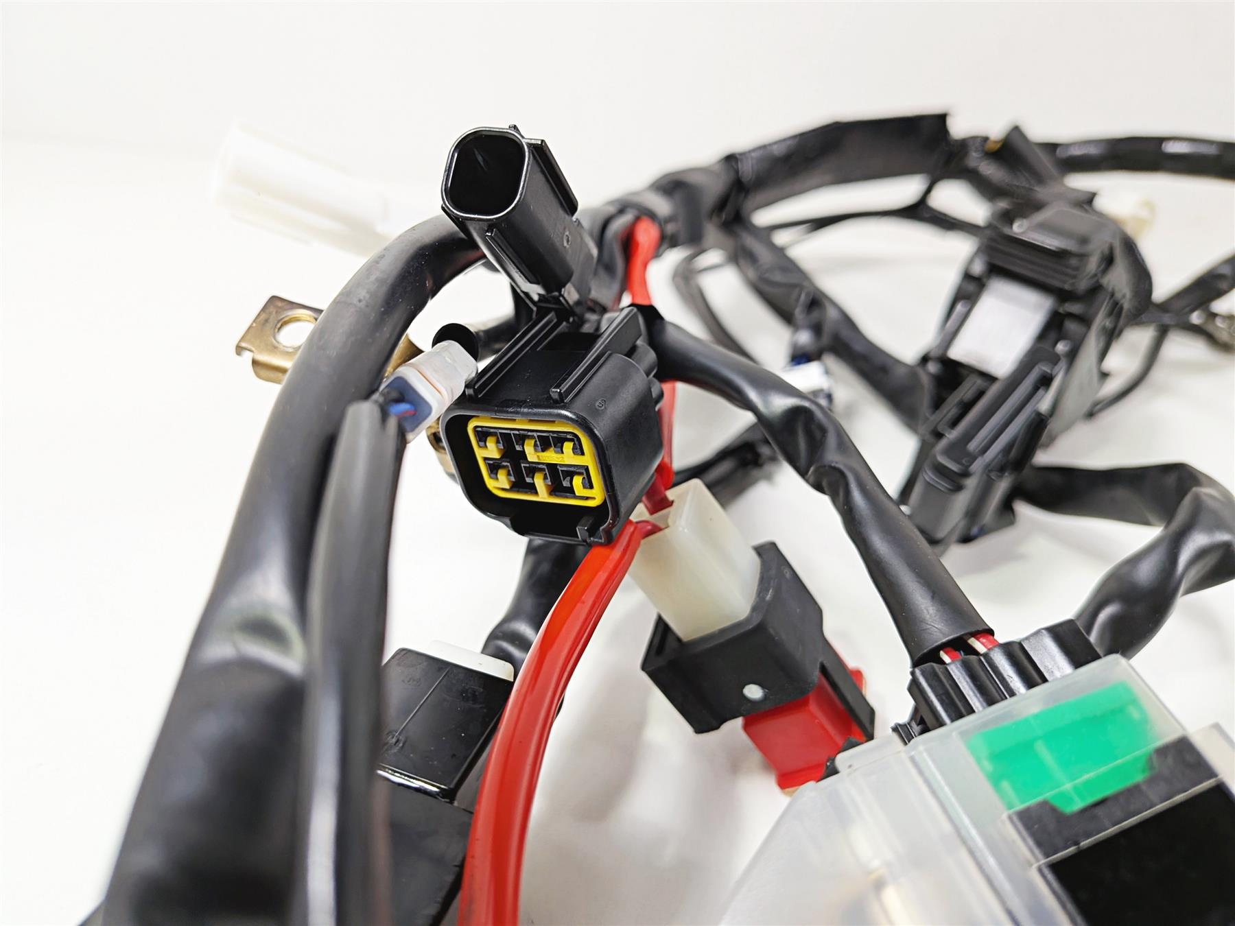 2016 Yamaha YZF R1 RN32 Wiring Harness Loom -For Parts B60-82590-10-00 {{ shop.shopifyCountryName }} - Mototech271