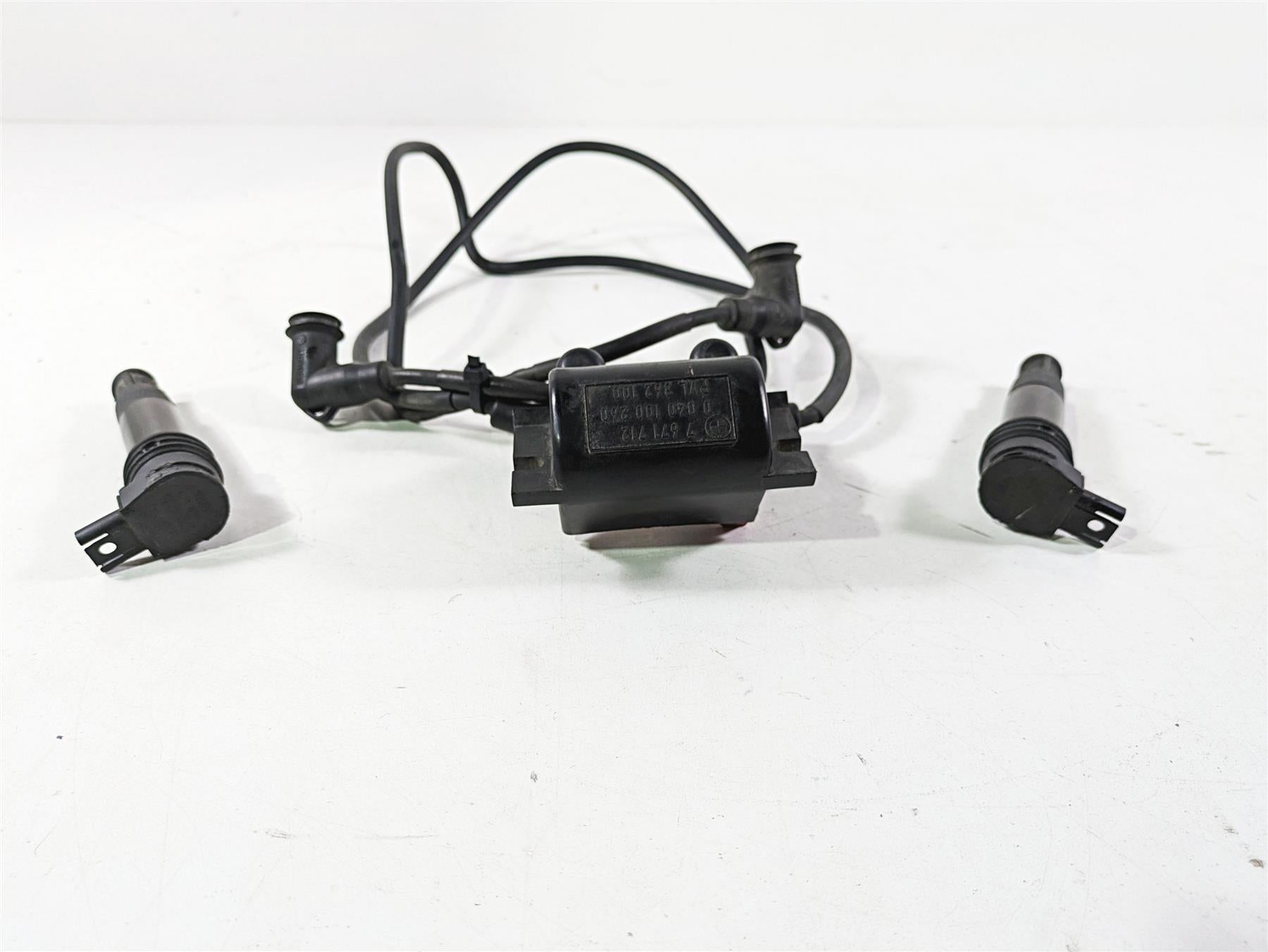 2004 BMW R1150GS R21 Twin Spark Ignition Coil Set 12137671712 12137715853 {{ shop.shopifyCountryName }} - Mototech271