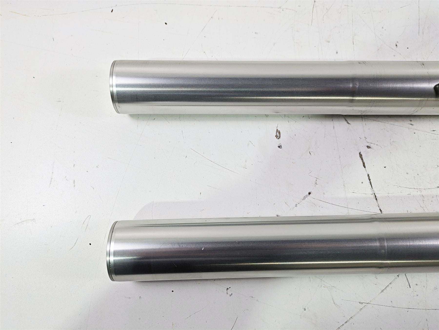 2012 Harley VRSCF Muscle V Rod Straight Front Fork Leg Set 48700-09 48701-09 {{ shop.shopifyCountryName }} - Mototech271