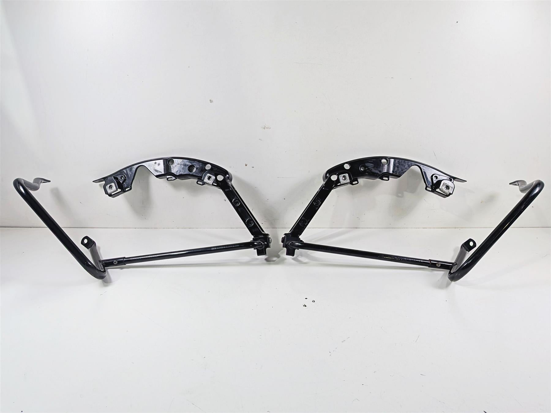 2020 Harley Touring FLTRK Road Glide Saddlebag Holder Carrier Set 90201319 {{ shop.shopifyCountryName }} - Mototech271