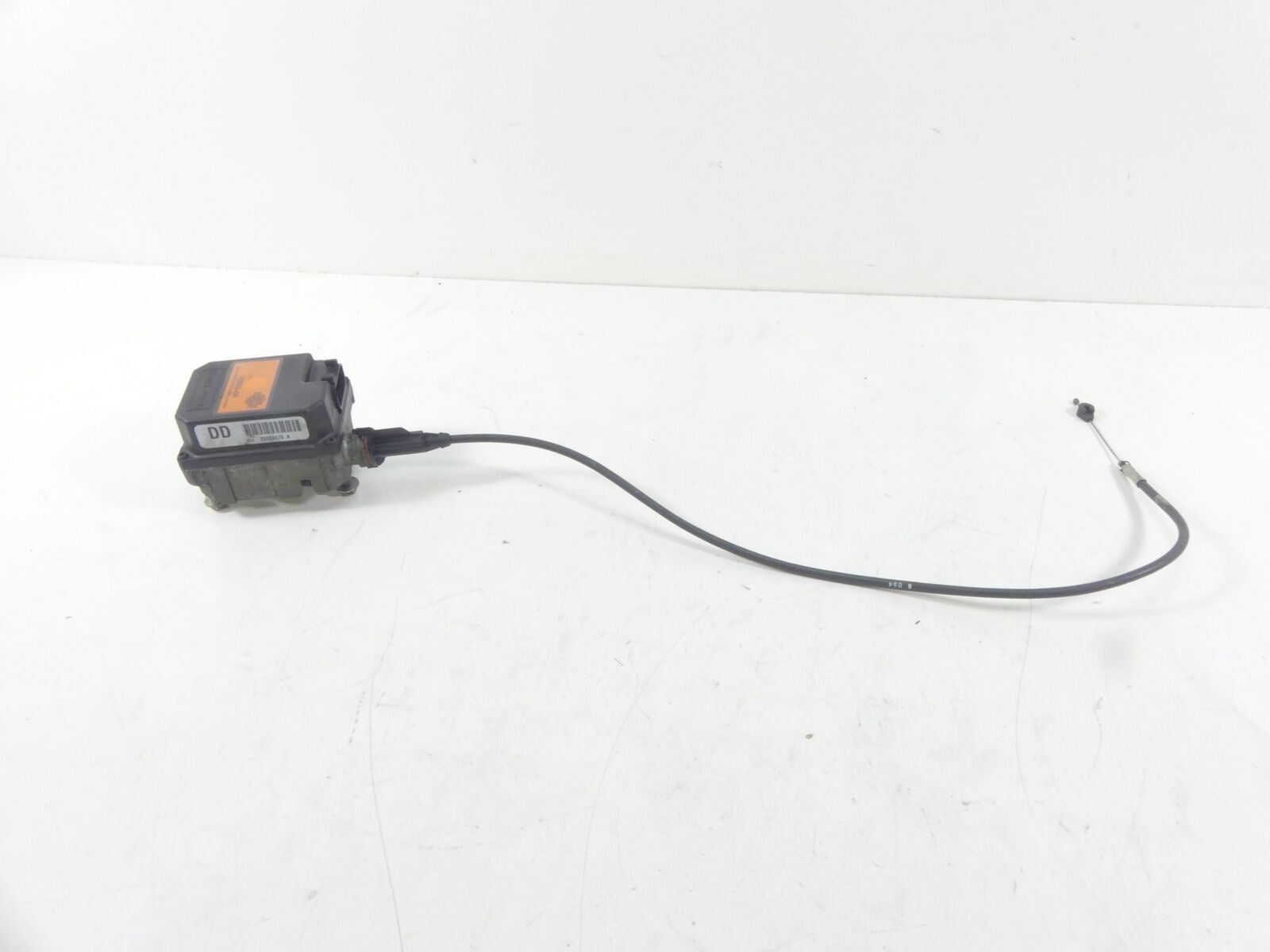 2006 Harley Touring FLHCU SE CVO Delphi Cruise Control Module Unit 70955-04