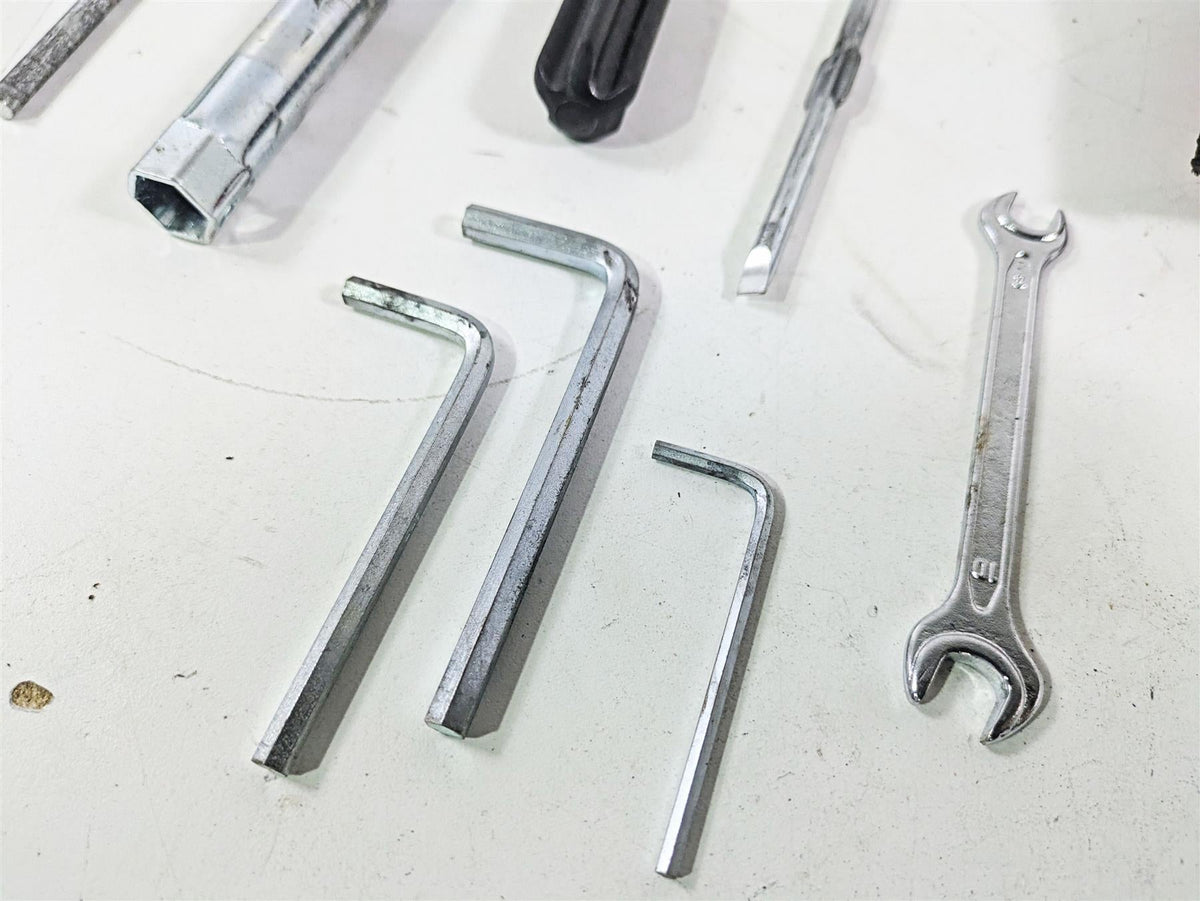 2015 Ducati Hypermotard 821 SP Owners Tool Kit + Bag 69720242C {{ shop.shopifyCountryName }} - Mototech271