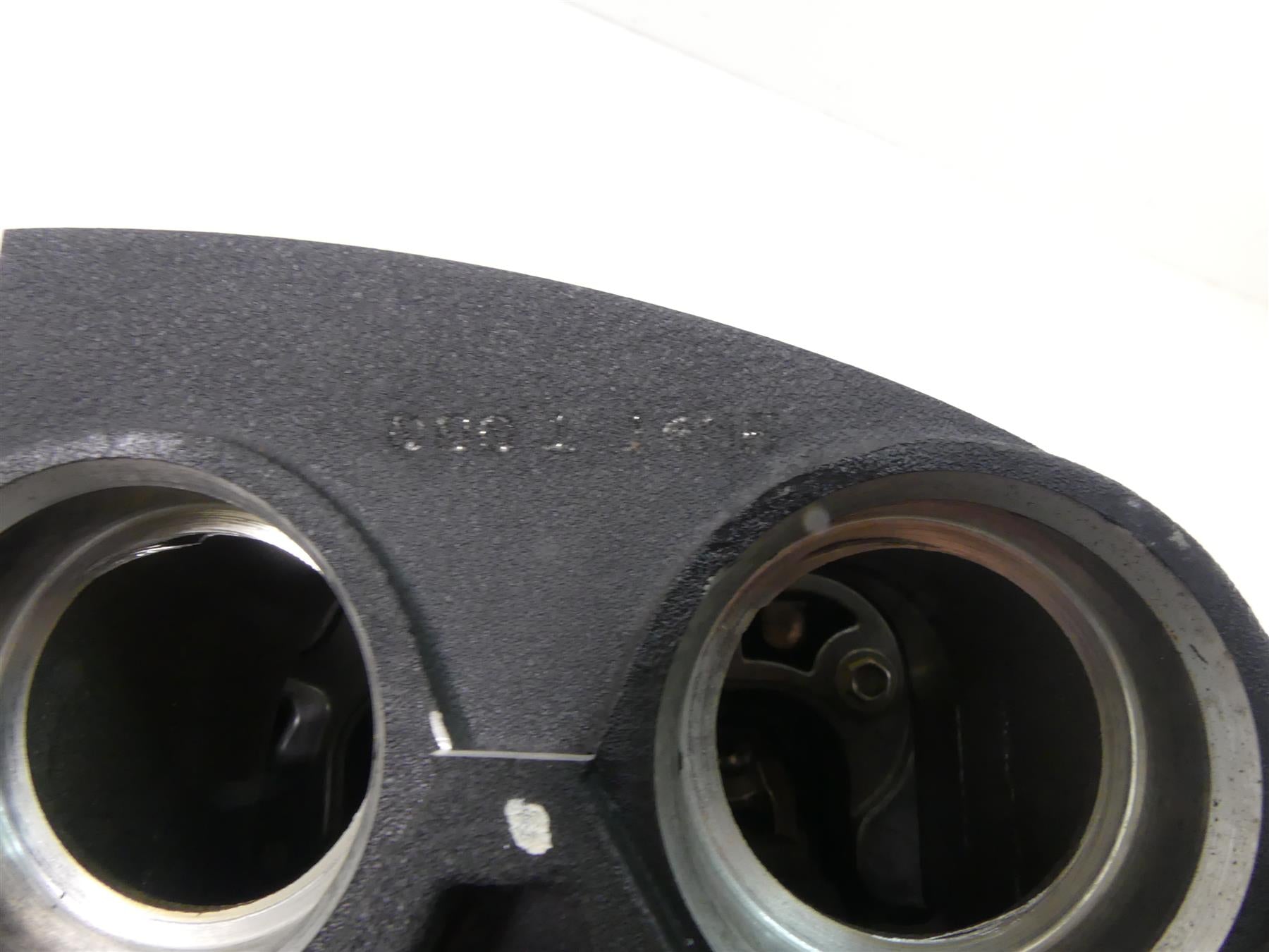 2016 Indian Chieftain Dark Horse Rear Cylinderhead Cylinder Head +Cover 3022668 {{ shop.shopifyCountryName }} - Mototech271