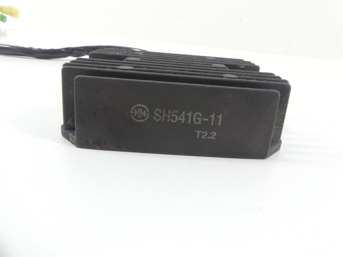 2003 Honda VT1100 C2 Shadow Sabre Rectifier Voltage Regulator 31600-MCK-A01 {{ shop.shopifyCountryName }} - Mototech271