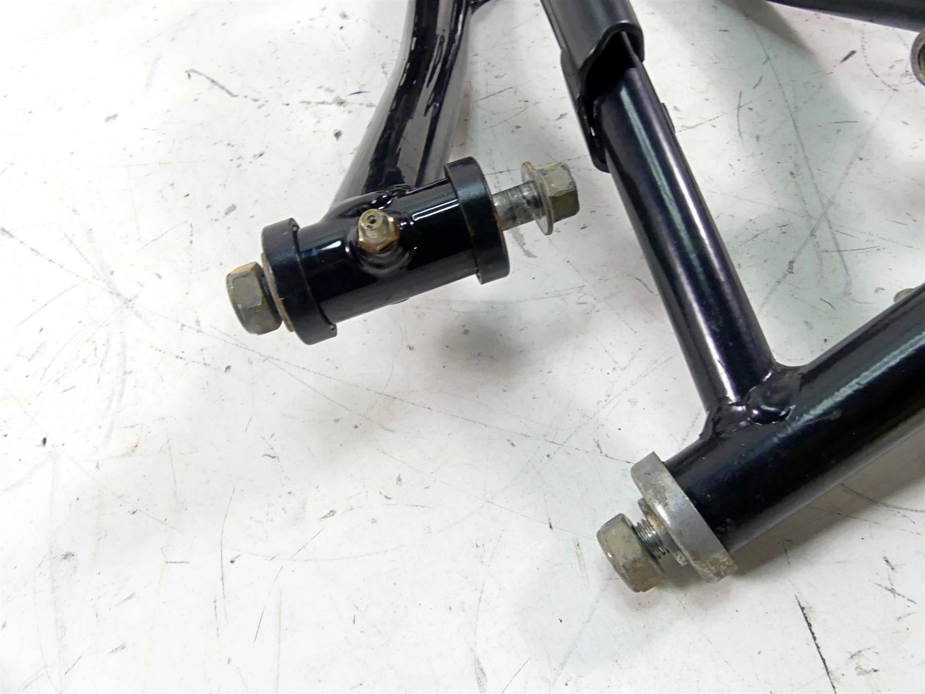 2017 Yamaha YFM Raptor 700R SE Front Left Knee Assembly 1S3-23501-01-00 {{ shop.shopifyCountryName }} - Mototech271