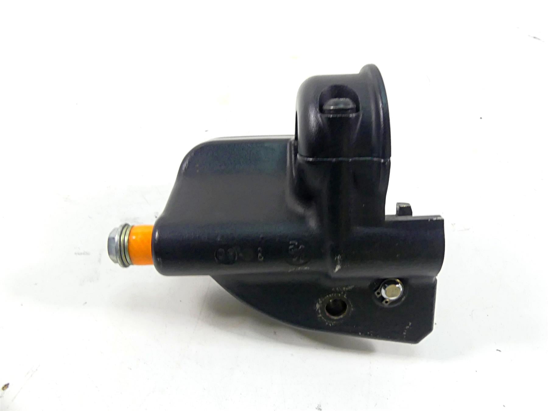 2016 Harley Softail FLS Slim Front Brake Master Cylinder 1/2" 41700233 {{ shop.shopifyCountryName }} - Mototech271