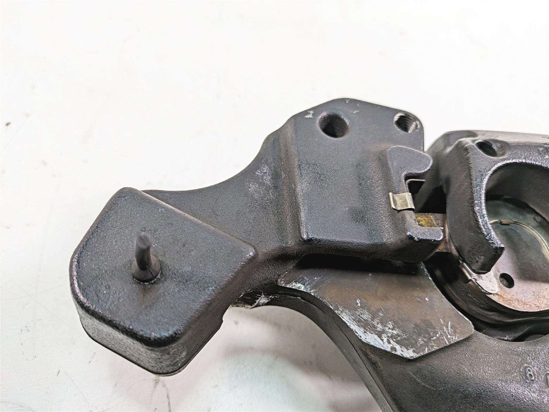 2009 Harley Dyna FXDFSE CVO Fat Bob Rear Brake Caliper + Bracket 25mm 40908-08 {{ shop.shopifyCountryName }} - Mototech271