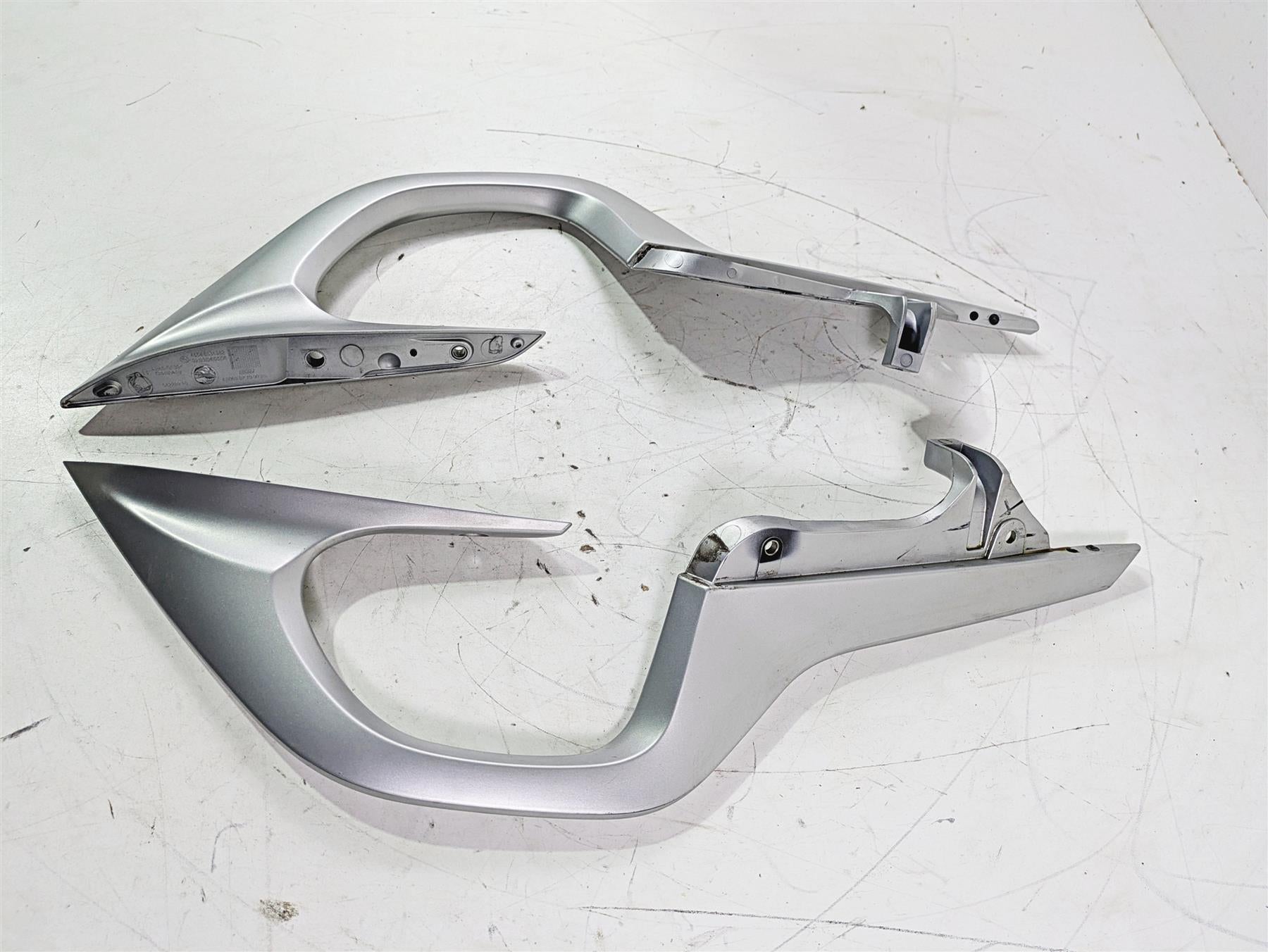 2015 BMW K1600 GT K48 Rear Passenger Side Grab Handles 46548549392 46548549391 {{ shop.shopifyCountryName }} - Mototech271