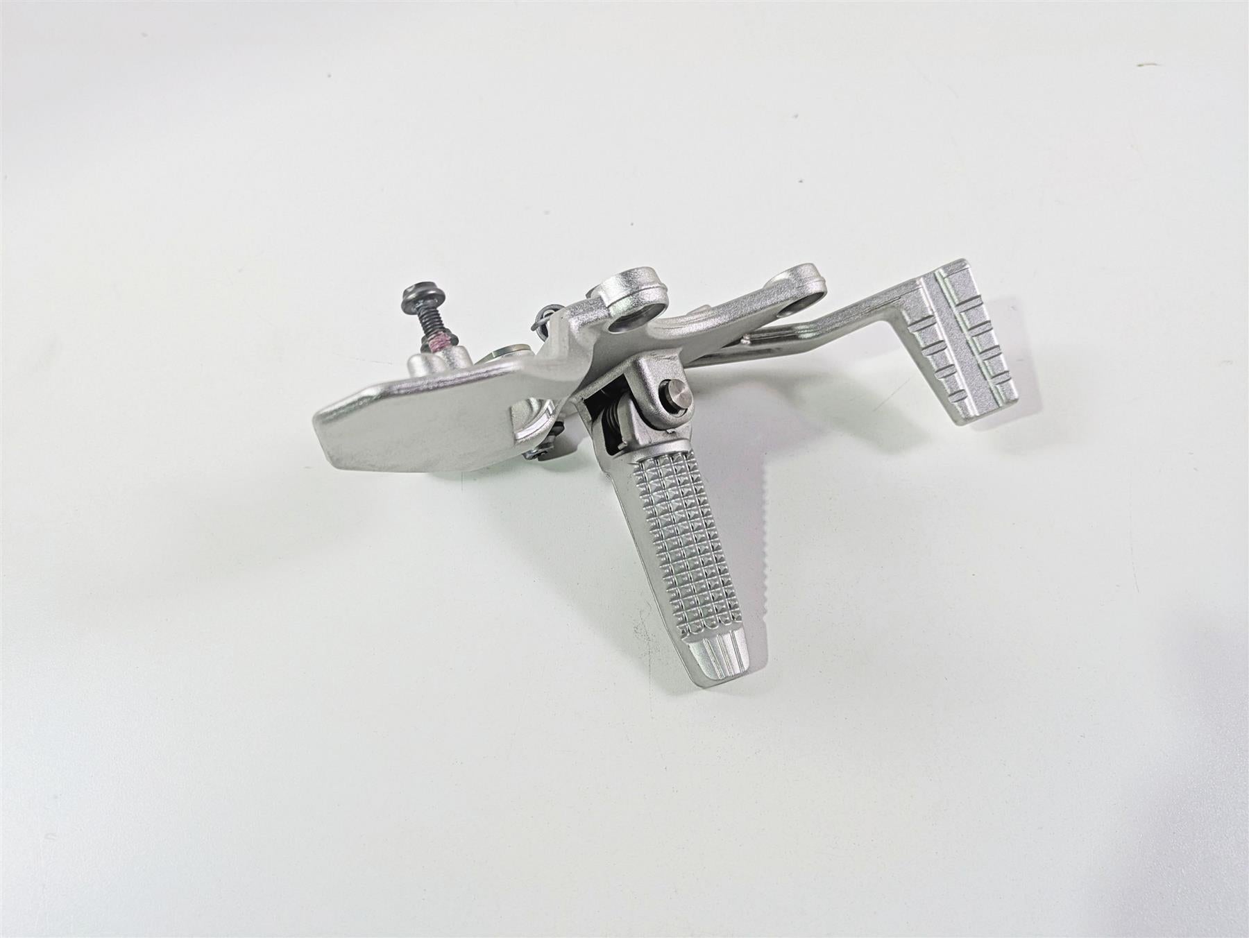 2022 BMW RnineT Pure K22 Right Footpeg & Brake Lever Pedal Set 46719457882 {{ shop.shopifyCountryName }} - Mototech271