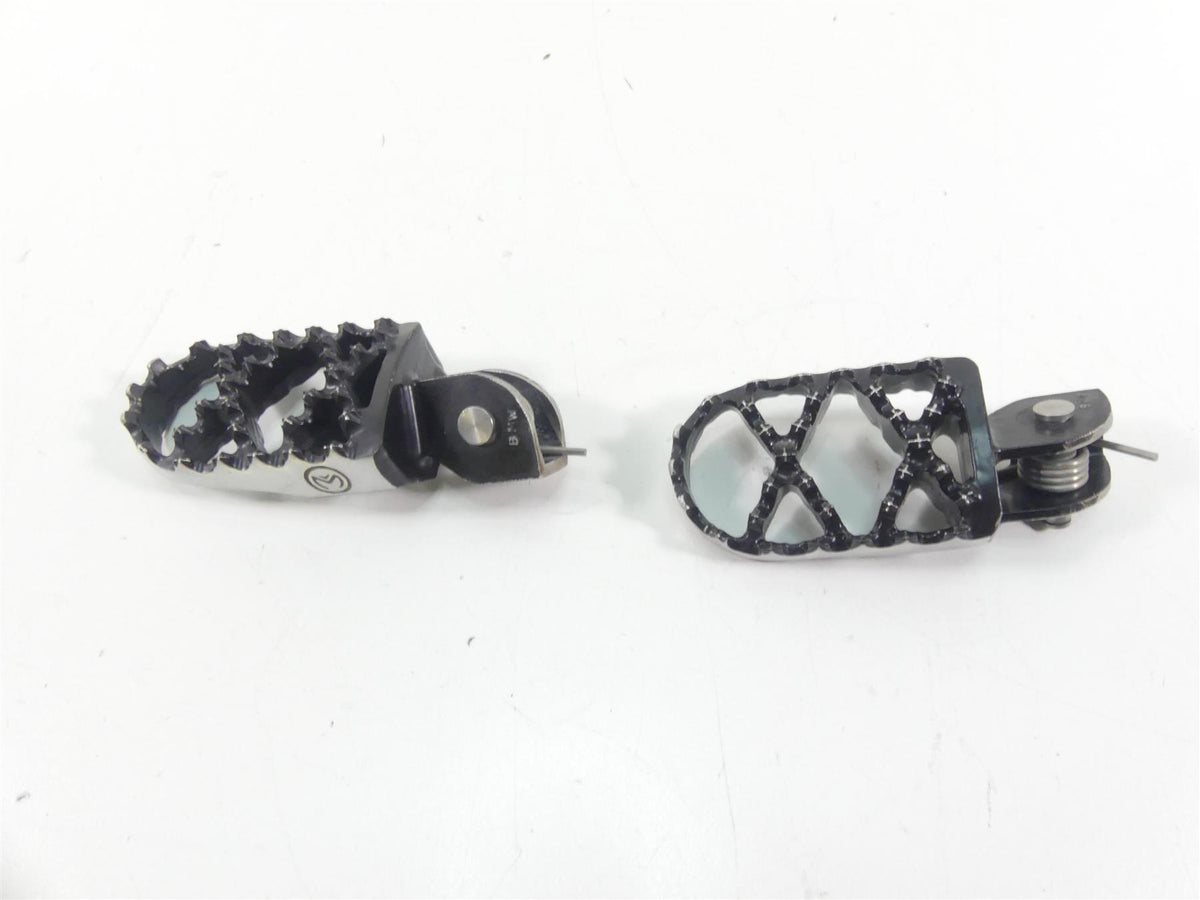 2013 BMW R1200GS GSW K50 Moose Racing Hybrid Front Rider Footpegs 1/2" STBMW-B {{ shop.shopifyCountryName }} - Mototech271