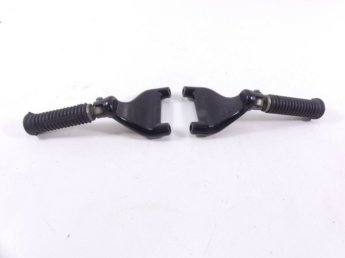 2006 Harley Sportster XL1200 C Passenger Foot Peg Rest Set 49314-04 49315-04 {{ shop.shopifyCountryName }} - Mototech271