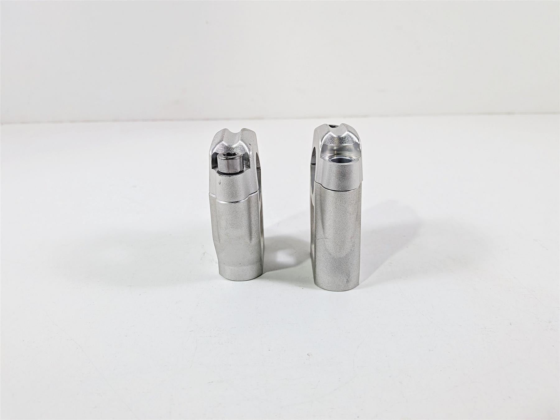 2022 Triumph Tiger 900 GT Pro Handlebar Riser Holder Clamp Set T2040813 {{ shop.shopifyCountryName }} - Mototech271