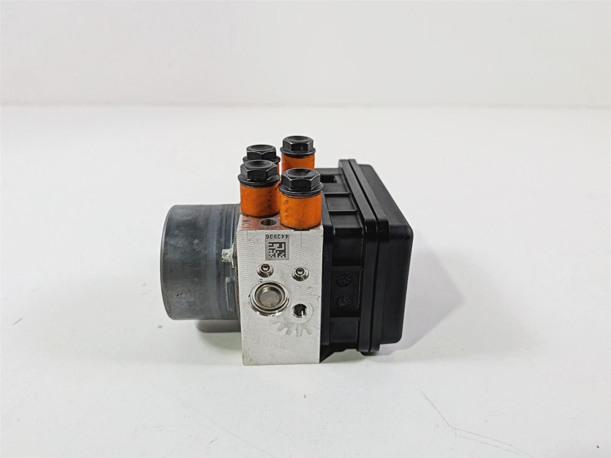 2015 Ducati Scrambler Urban Enduro Abs Brake Pump Control Module 54240521C-Mototech271