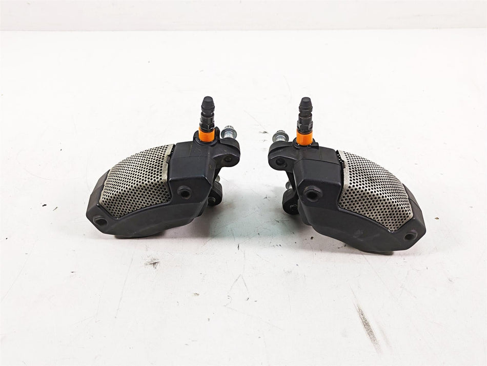 2019 Harley Touring FLHX Street Glide Front Brake Caliper Set 43027-08 44023-08 {{ shop.shopifyCountryName }} - Mototech271