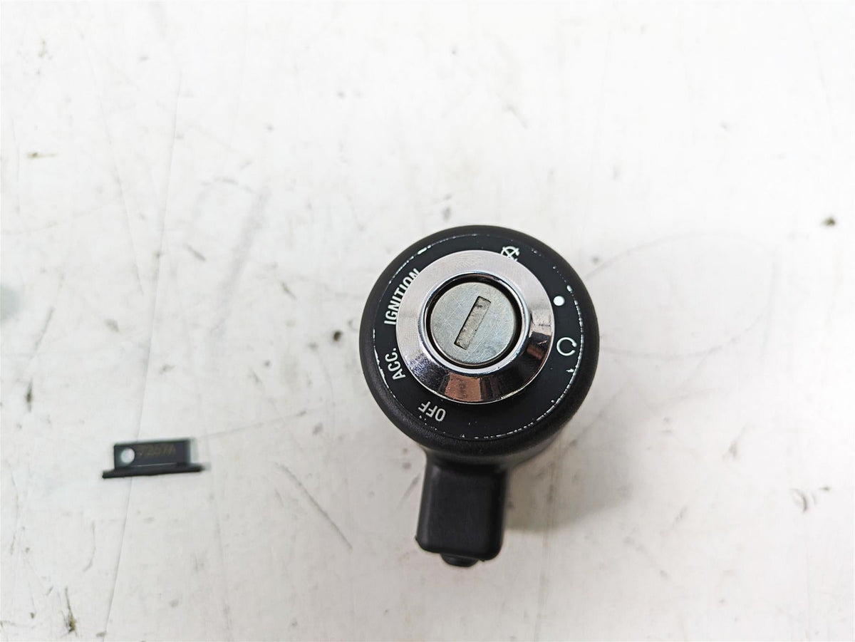 2017 Harley XL883 N Sportster Iron Ignition Switch Steering Lock Set 71400083 {{ shop.shopifyCountryName }} - Mototech271