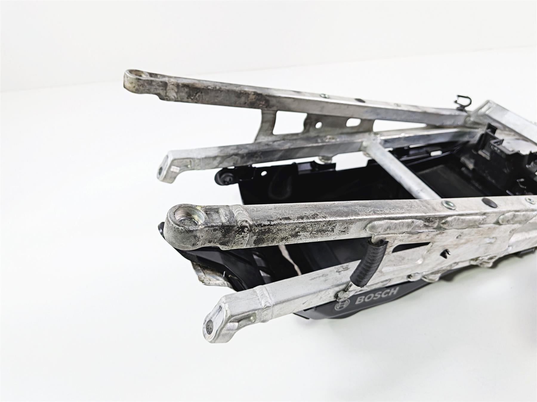 2016 Aprilia RSV 1100 Tuono V4 Factory Subframe & Inner Fender 858849 {{ shop.shopifyCountryName }} - Mototech271