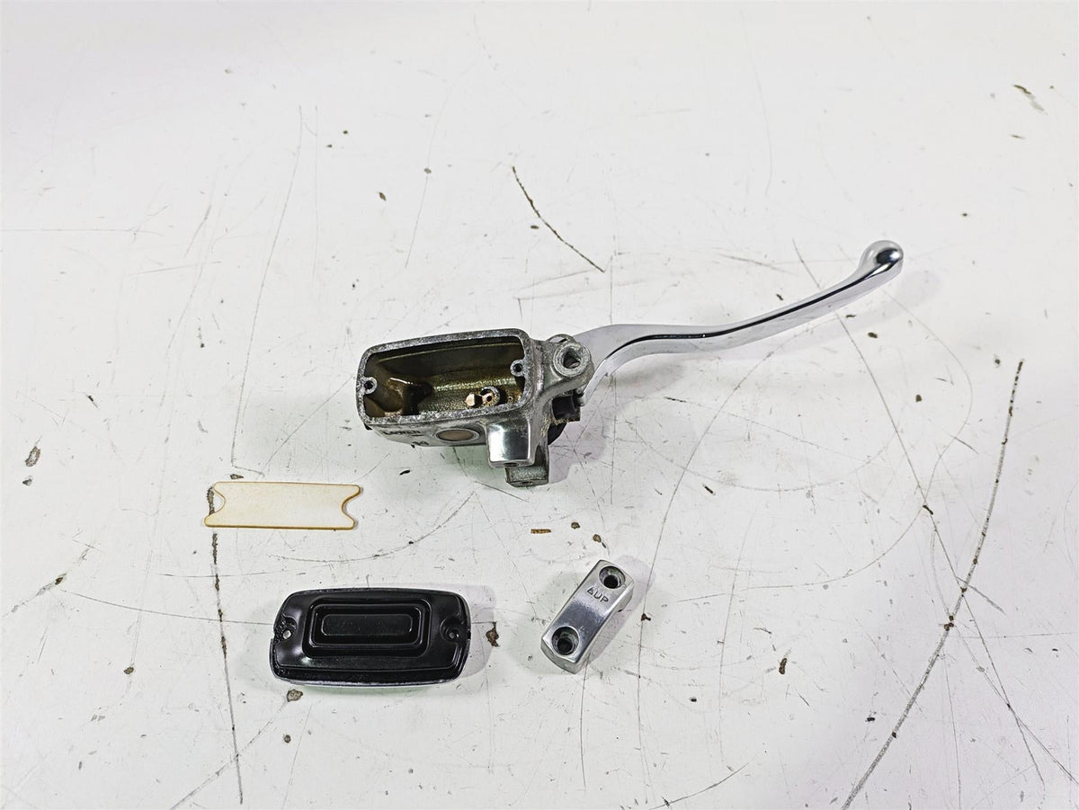 2002 Honda GL1500 CD Valkyrie Deluxe Front Brake Master Cylinder 45510-MZ0-A41 {{ shop.shopifyCountryName }} - Mototech271