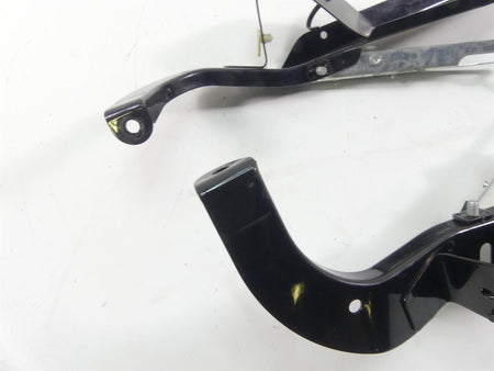 2009 Harley FLHTCU SE4 CVO E-Glide Front Fairing Mount Set - Read 58478-96B {{ shop.shopifyCountryName }} - Mototech271