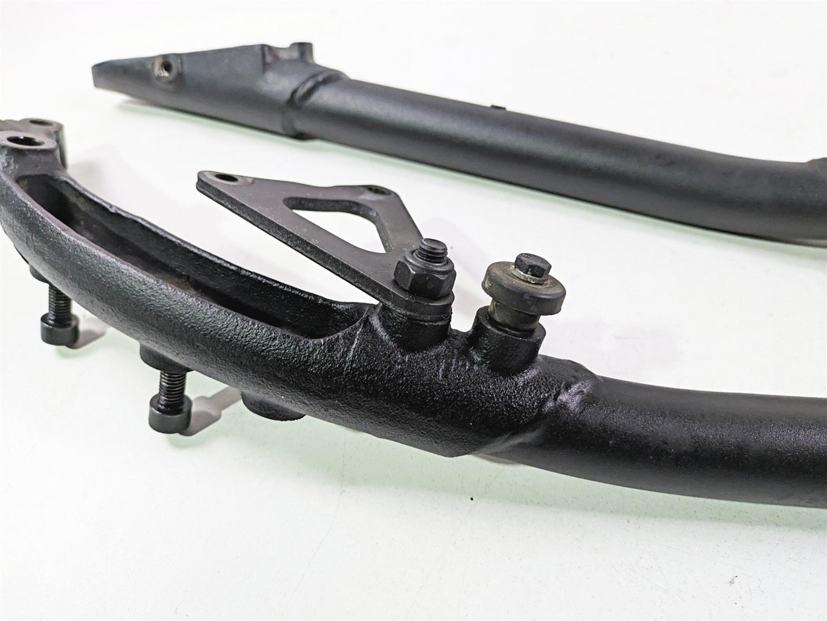 2017 Indian Chieftain Limited Front Frame Down Tube Set 1018969 1018970 {{ shop.shopifyCountryName }} - Mototech271