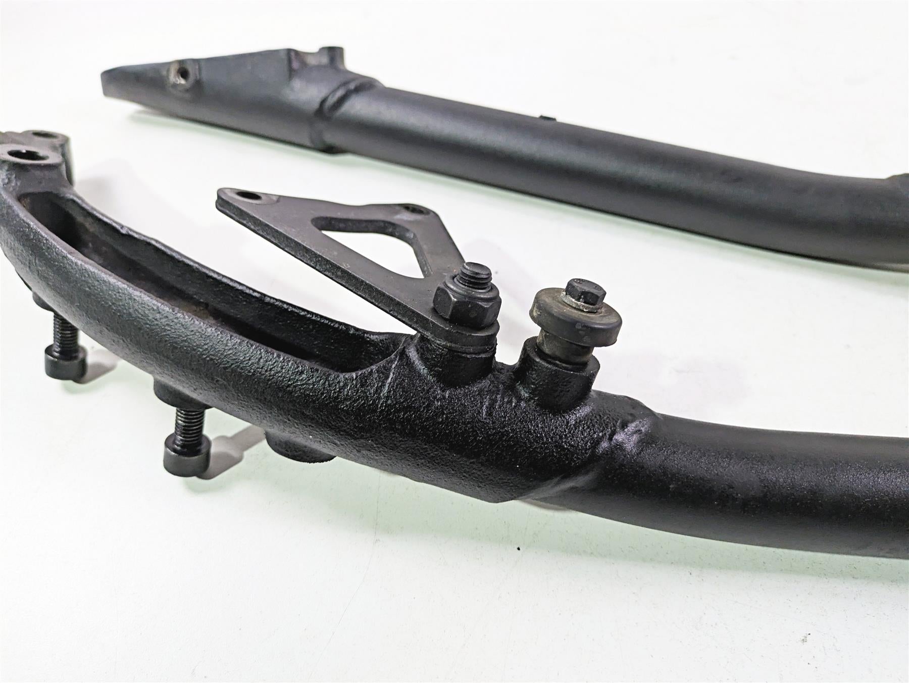 2017 Indian Chieftain Limited Front Frame Down Tube Set 1018969 1018970 {{ shop.shopifyCountryName }} - Mototech271