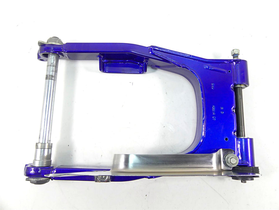 2007 Harley Touring FLHRSE CVO Road King Rear Swingarm Candy Cobalt 48613-07 {{ shop.shopifyCountryName }} - Mototech271