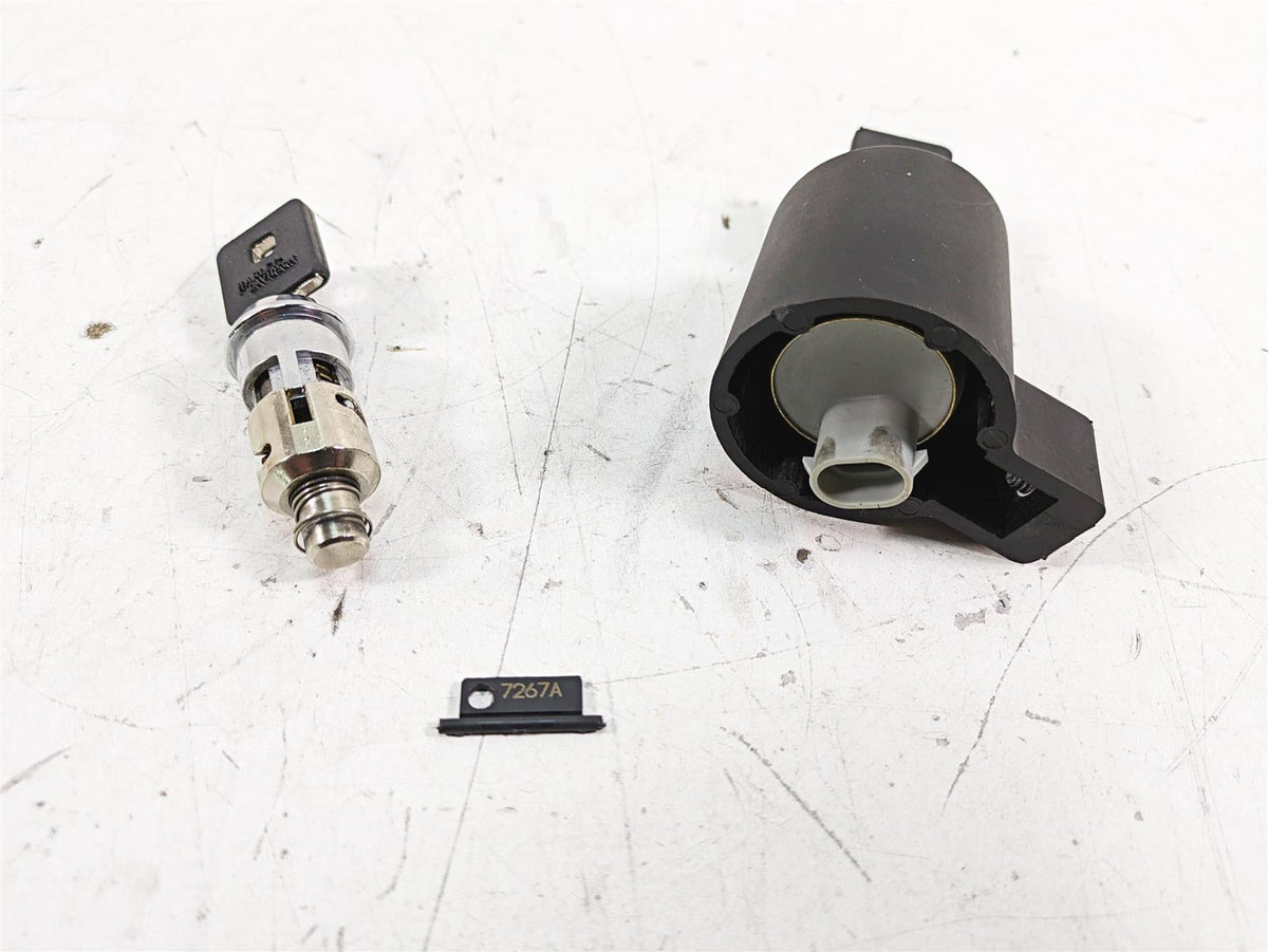 2017 Harley XL883 N Sportster Iron Ignition Switch Steering Lock Set 71400083 {{ shop.shopifyCountryName }} - Mototech271