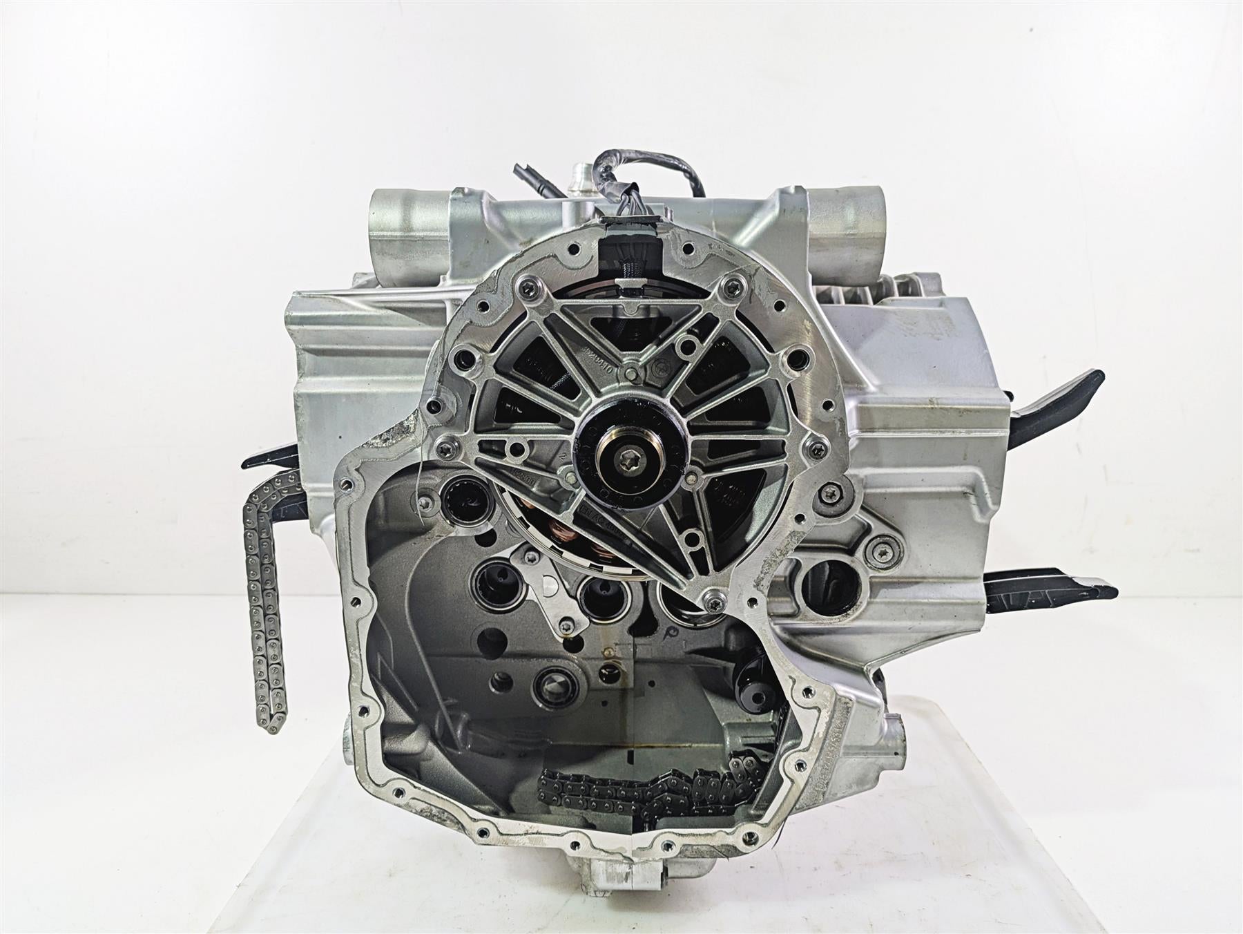 2016 BMW R1200RT K52 Engine Bottom End Crank Shaft Case FOR PARTS 11008554887 {{ shop.shopifyCountryName }} - Mototech271