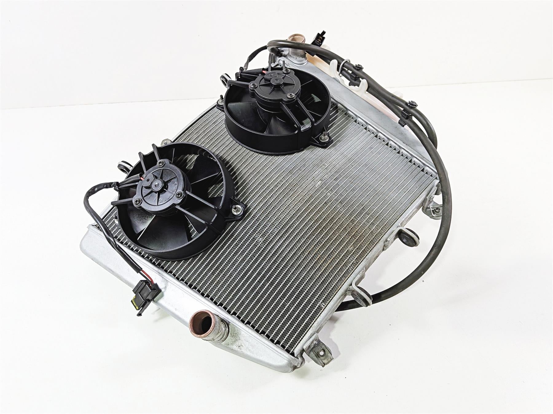 2014 Aprilia RSV4 RR Factory Straight Radiator Fan Reservoir No Leaks B045753 {{ shop.shopifyCountryName }} - Mototech271