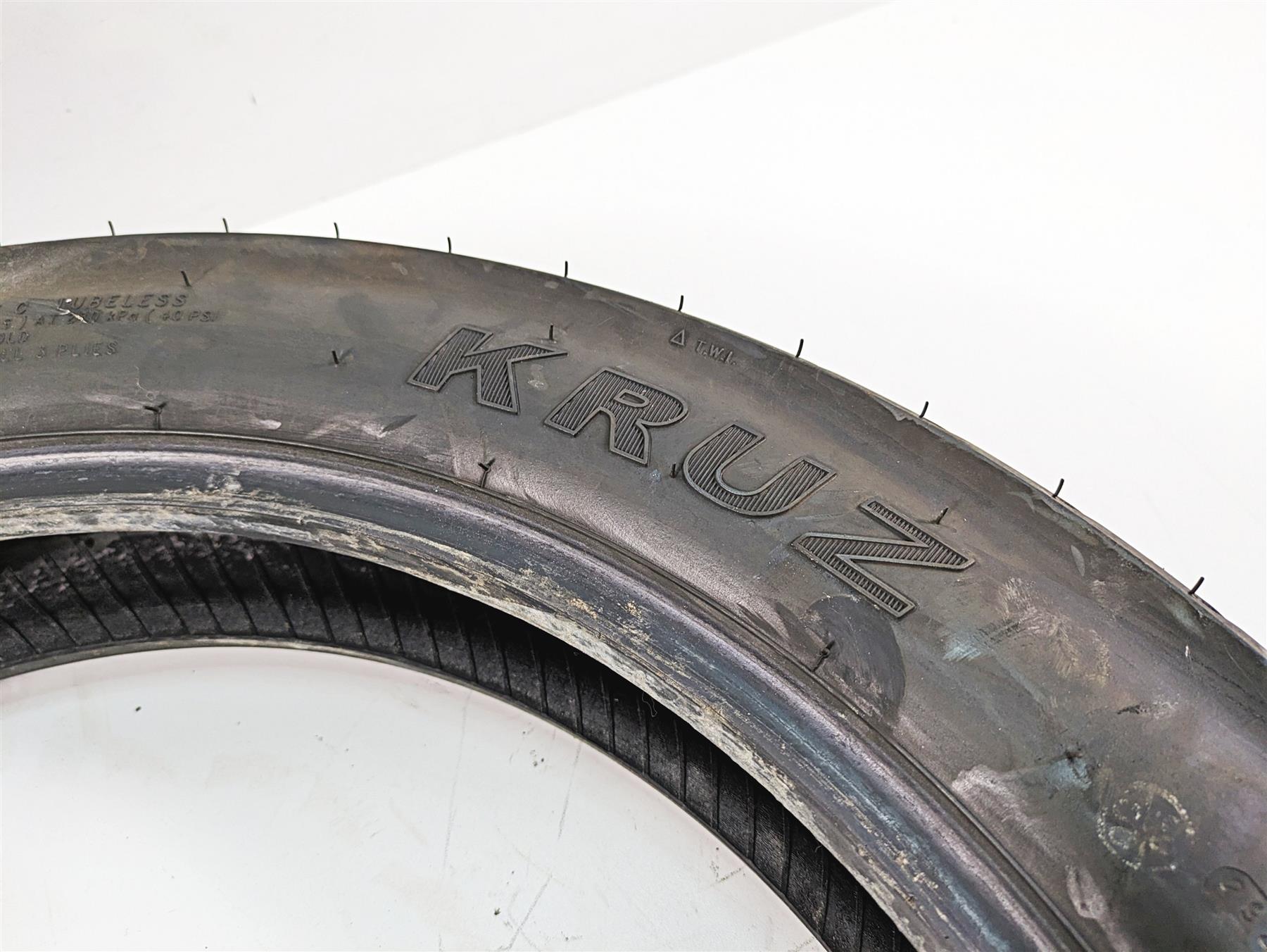 Used Motorcycle Front Tire Kenda Kruz K673F 120/90-18 DOT2922 106A2018 {{ shop.shopifyCountryName }} - Mototech271