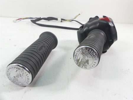 2016 Indian Chief Dark Horse Right Cruise Throttle Control Switch - Read 2413027 {{ shop.shopifyCountryName }} - Mototech271