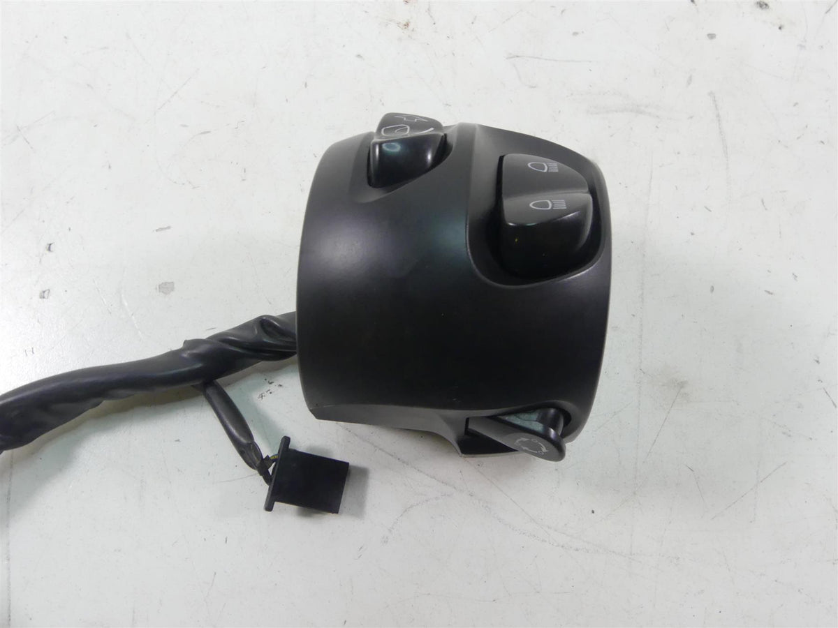 2011 Victory Vision Tour Left Hand Turn Signal Windshield Control Switch 4011993 {{ shop.shopifyCountryName }} - Mototech271