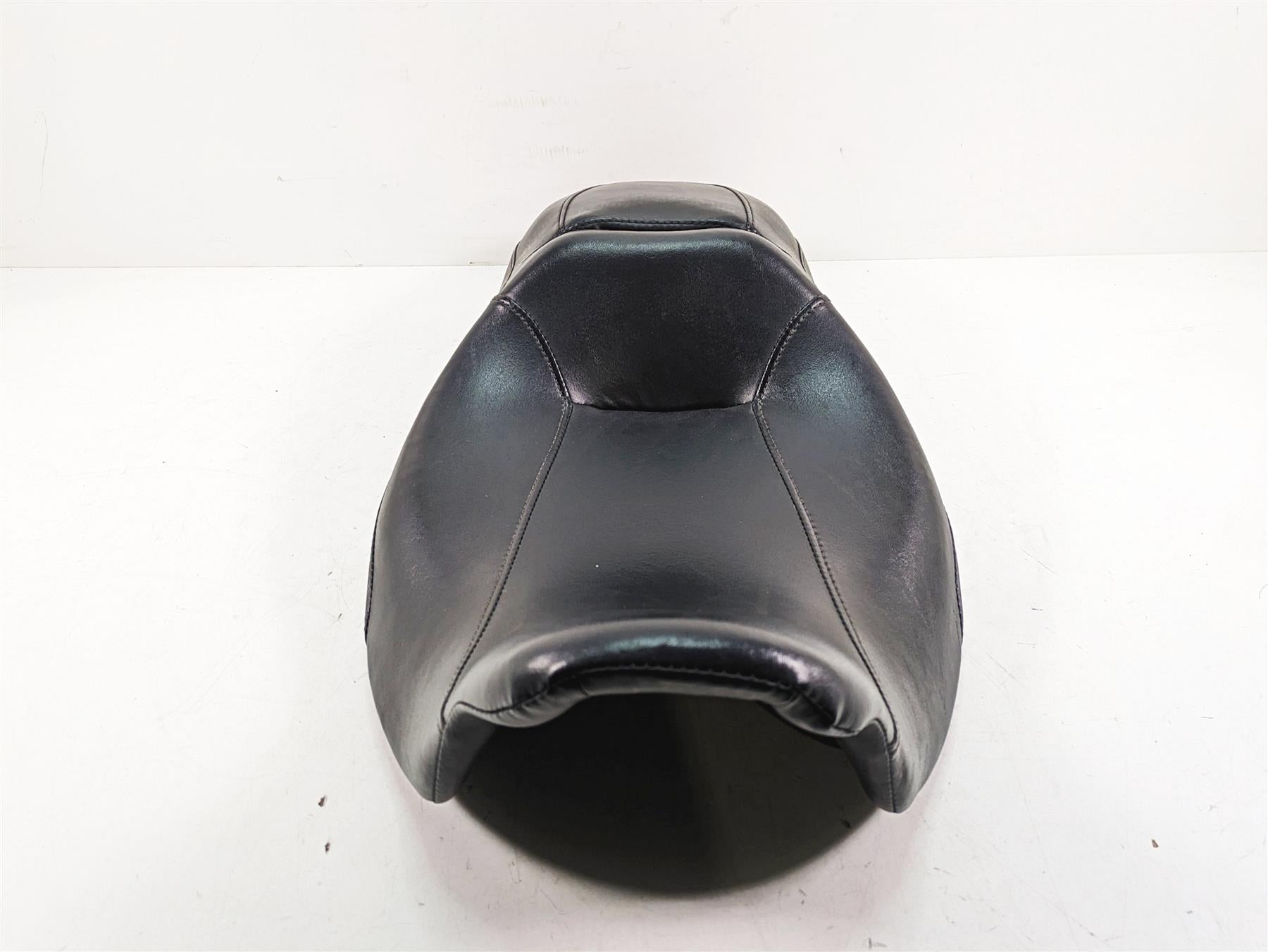 2020 Harley Touring FLHX Street Glide Duo Rider Driver Low Seat Saddle 52320-11 {{ shop.shopifyCountryName }} - Mototech271