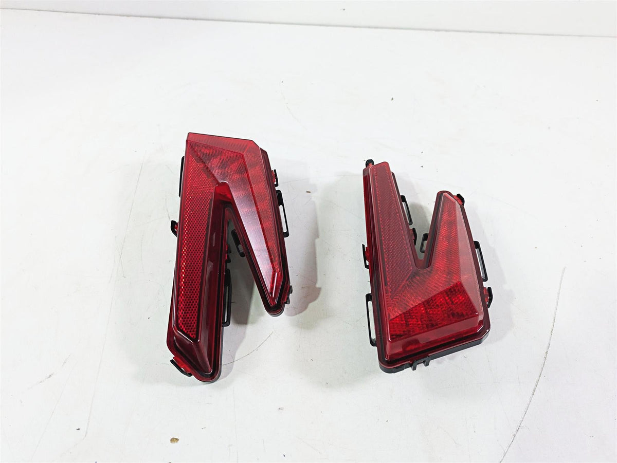 2018 Can Am Maverick X3 XRC Turbo R Taillight Tail Brake Light Set 710004743 {{ shop.shopifyCountryName }} - Mototech271