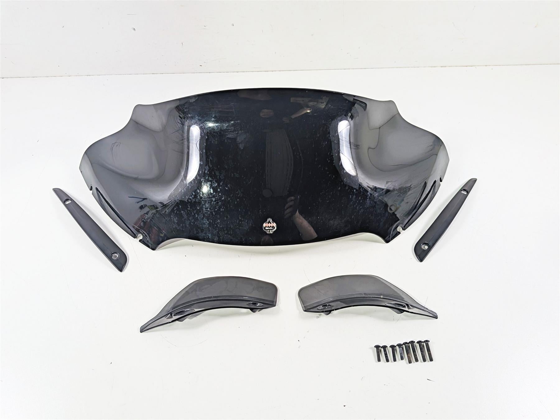 2020 Harley Touring FLTRK Road Glide Klockwerks 9" Flare Windshield KW05-01-0325 {{ shop.shopifyCountryName }} - Mototech271