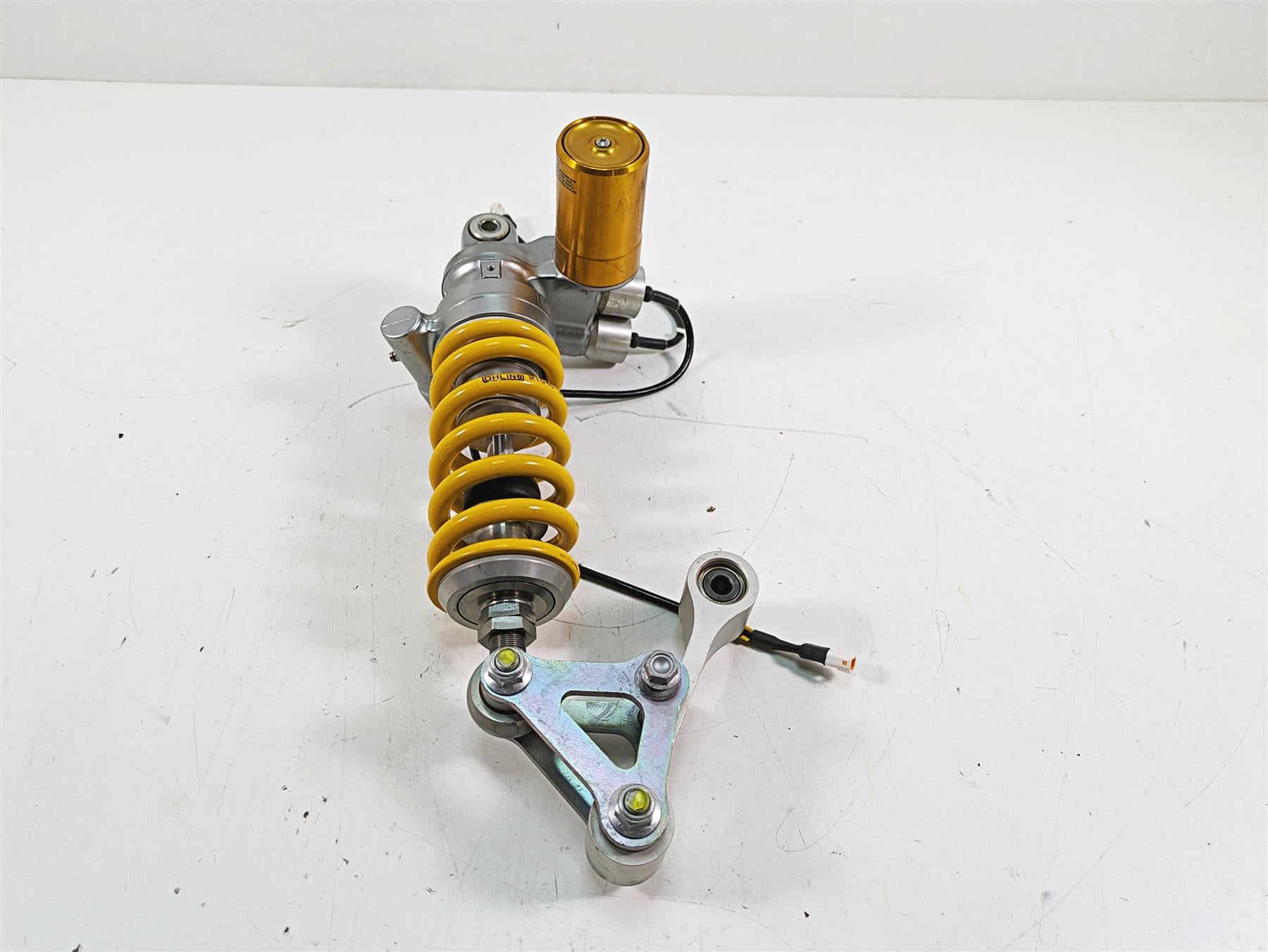 2020 Aprilia Tuono V4 Factory Rear Ohlins TTX Shock Damper 776miles 2B005519 {{ shop.shopifyCountryName }} - Mototech271